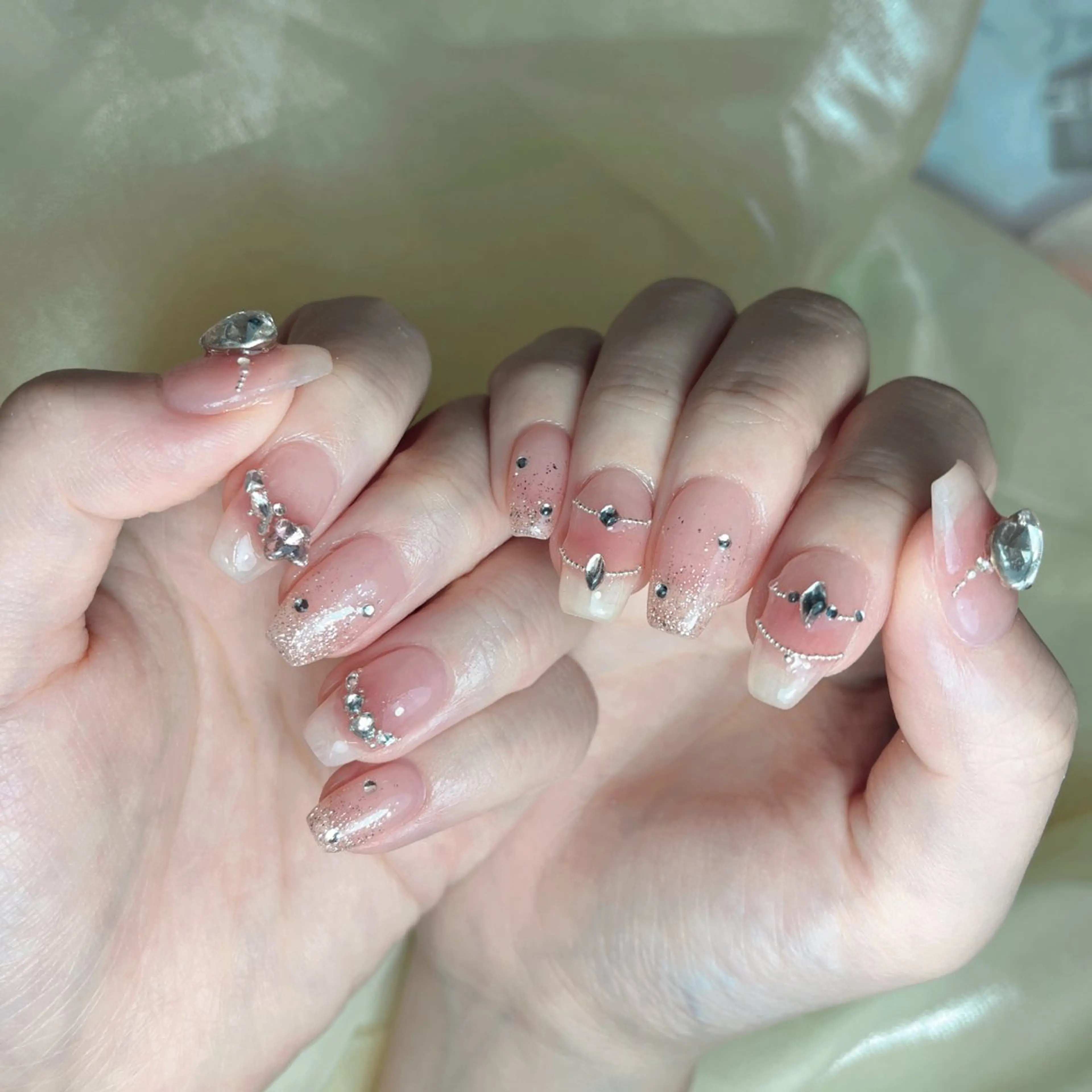 ネイル Glow Nail スカルプ専門店のネイルデザイン