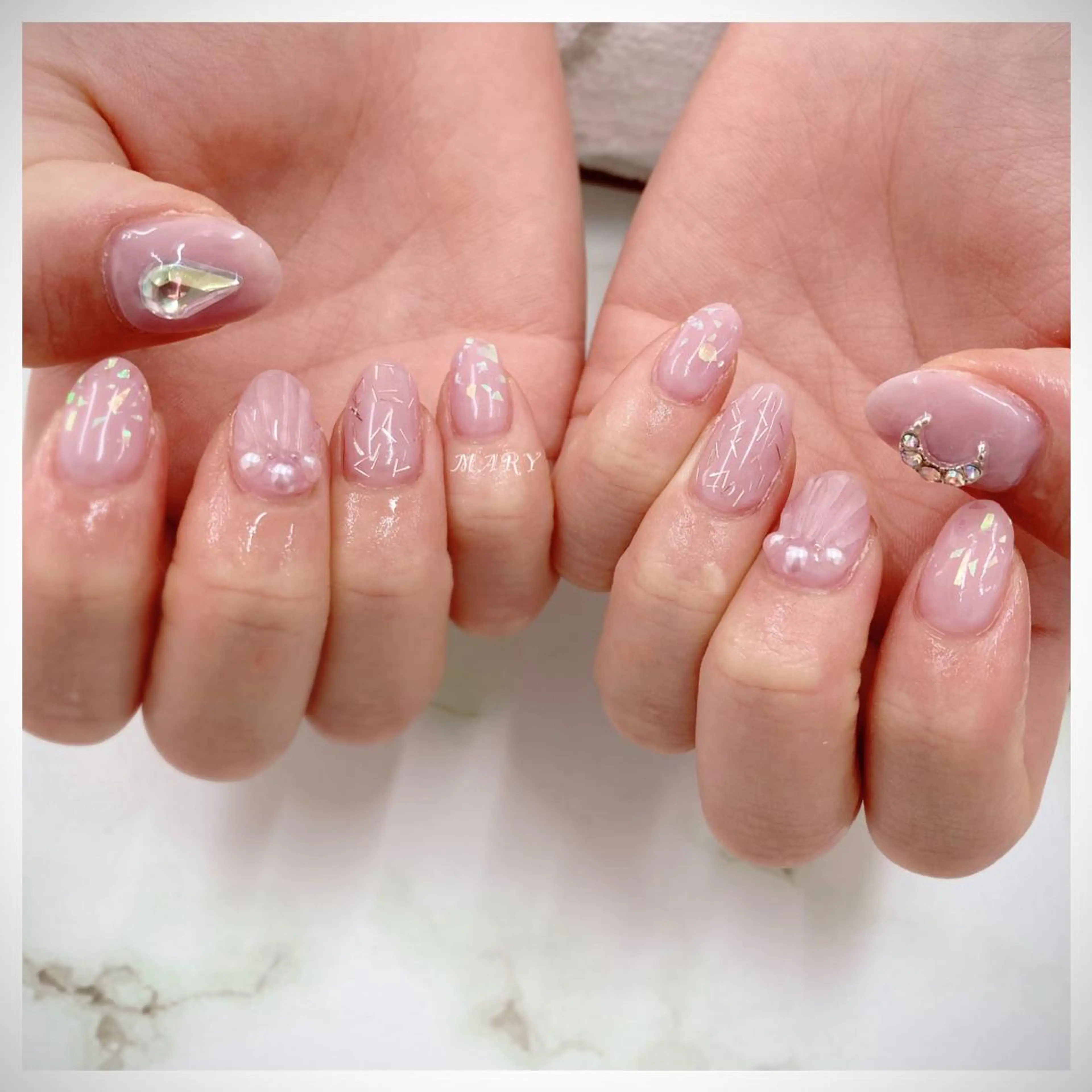 ネイル ニュアンスネイル ピンク パープル ハンドネイル Mary nail所属・Mary nail .narumiのネイルデザイン