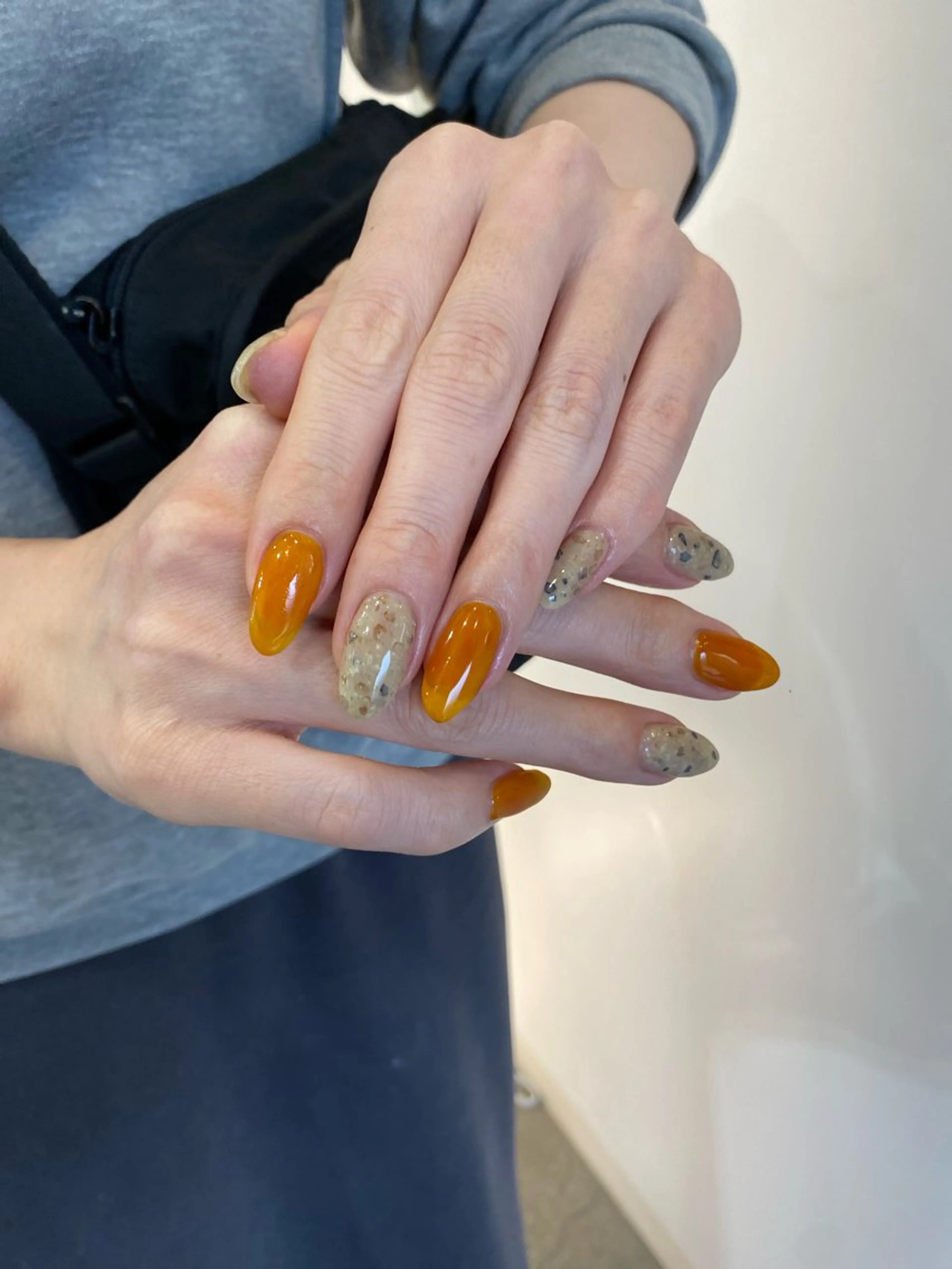 ネイル whitepaper 🔷IZUMIのネイルデザイン