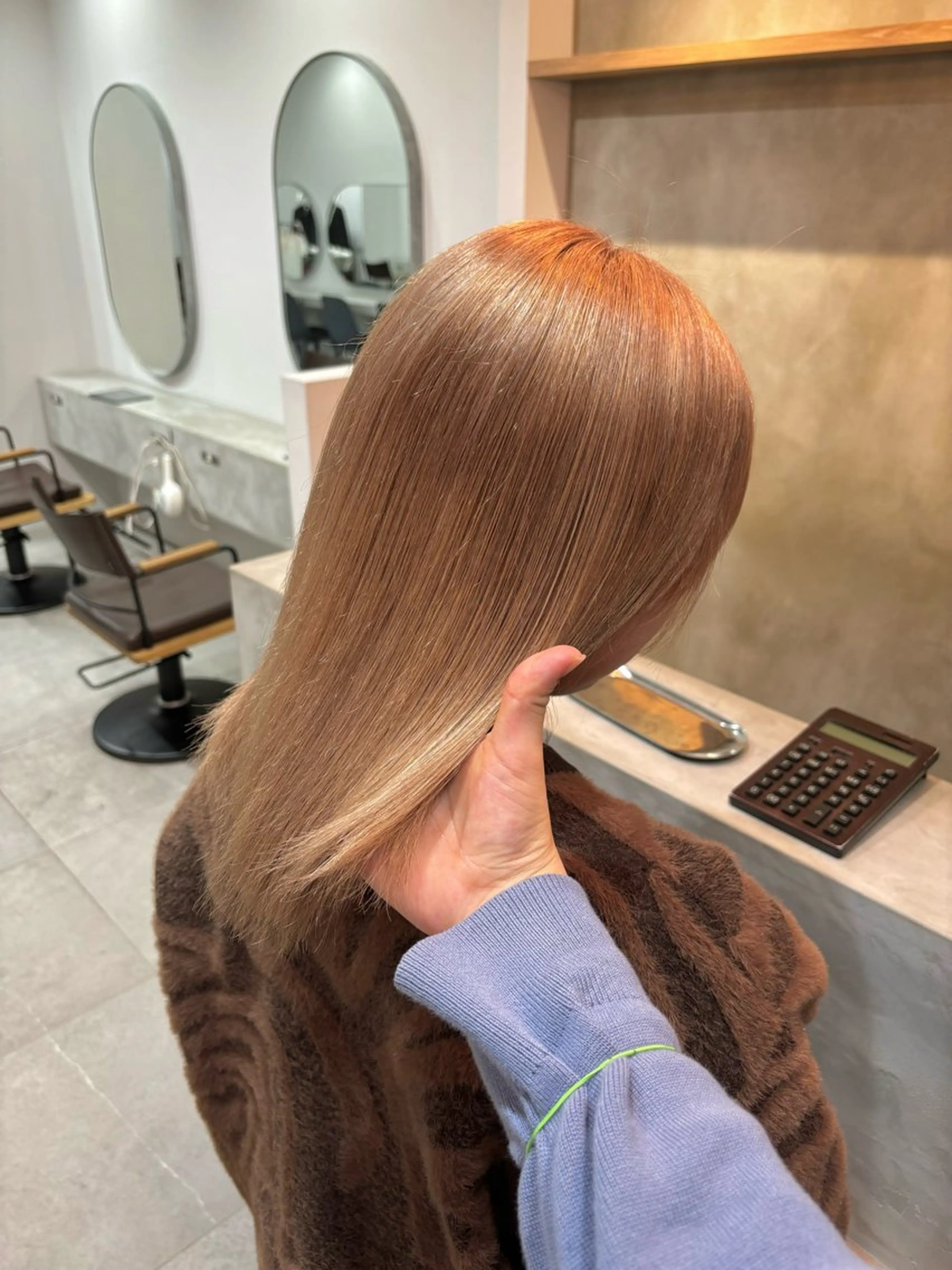 ミディアム カット ヘアカラー トリートメント little 小濱彰太のヘアスタイル