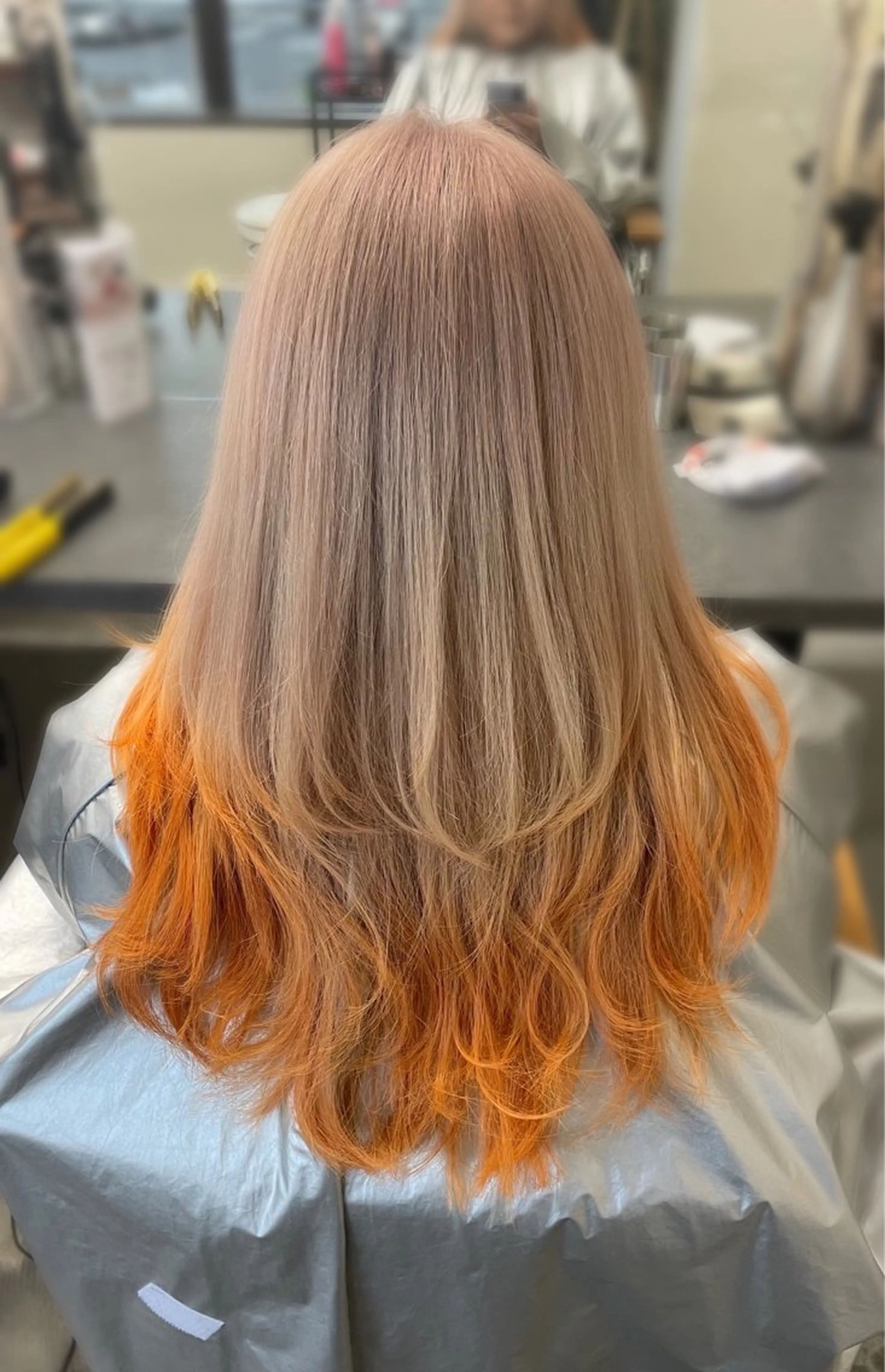 カラー nico麻生 加賀谷 すみれのヘアスタイル