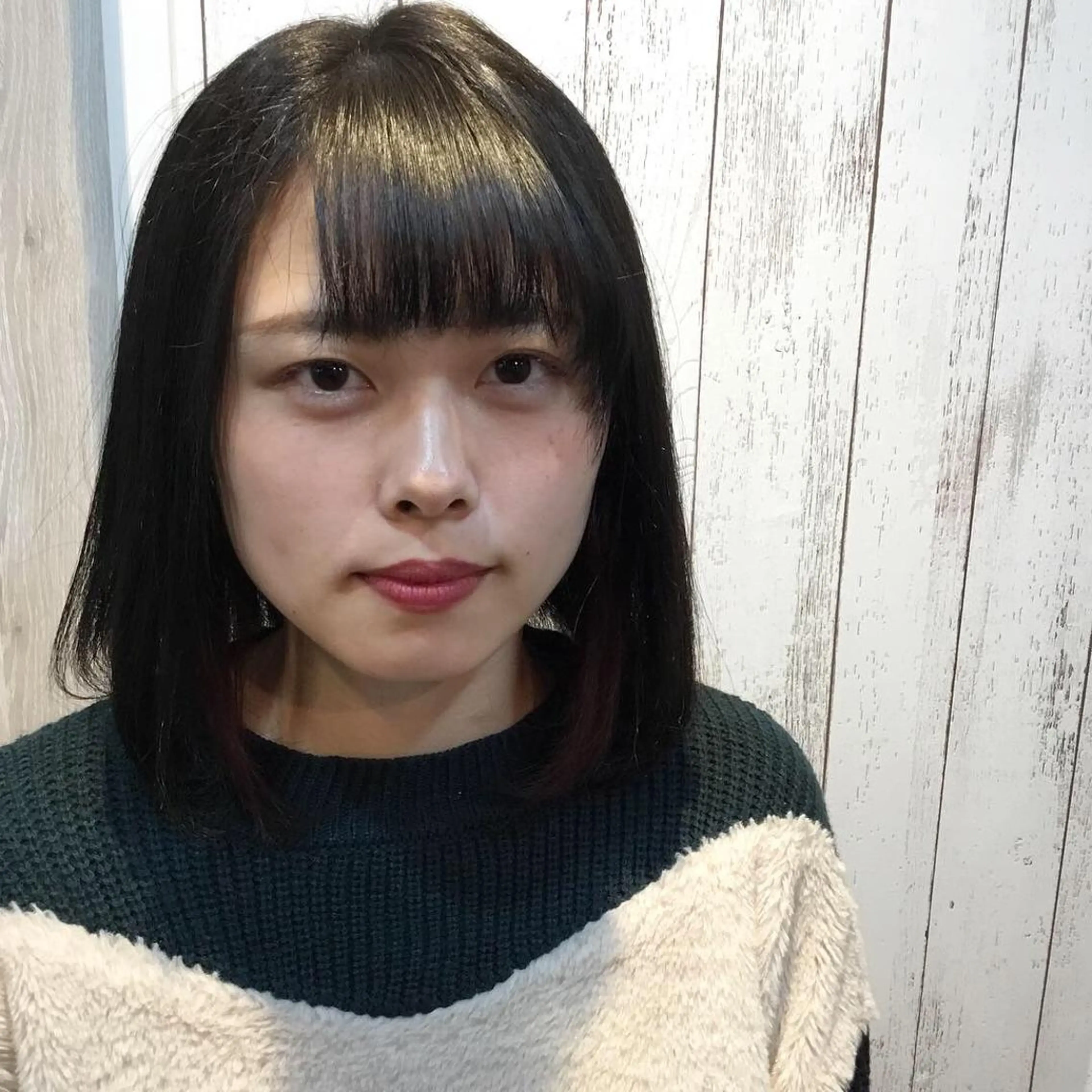 ミディアム カラー embrace エンブレイスのヘアスタイル