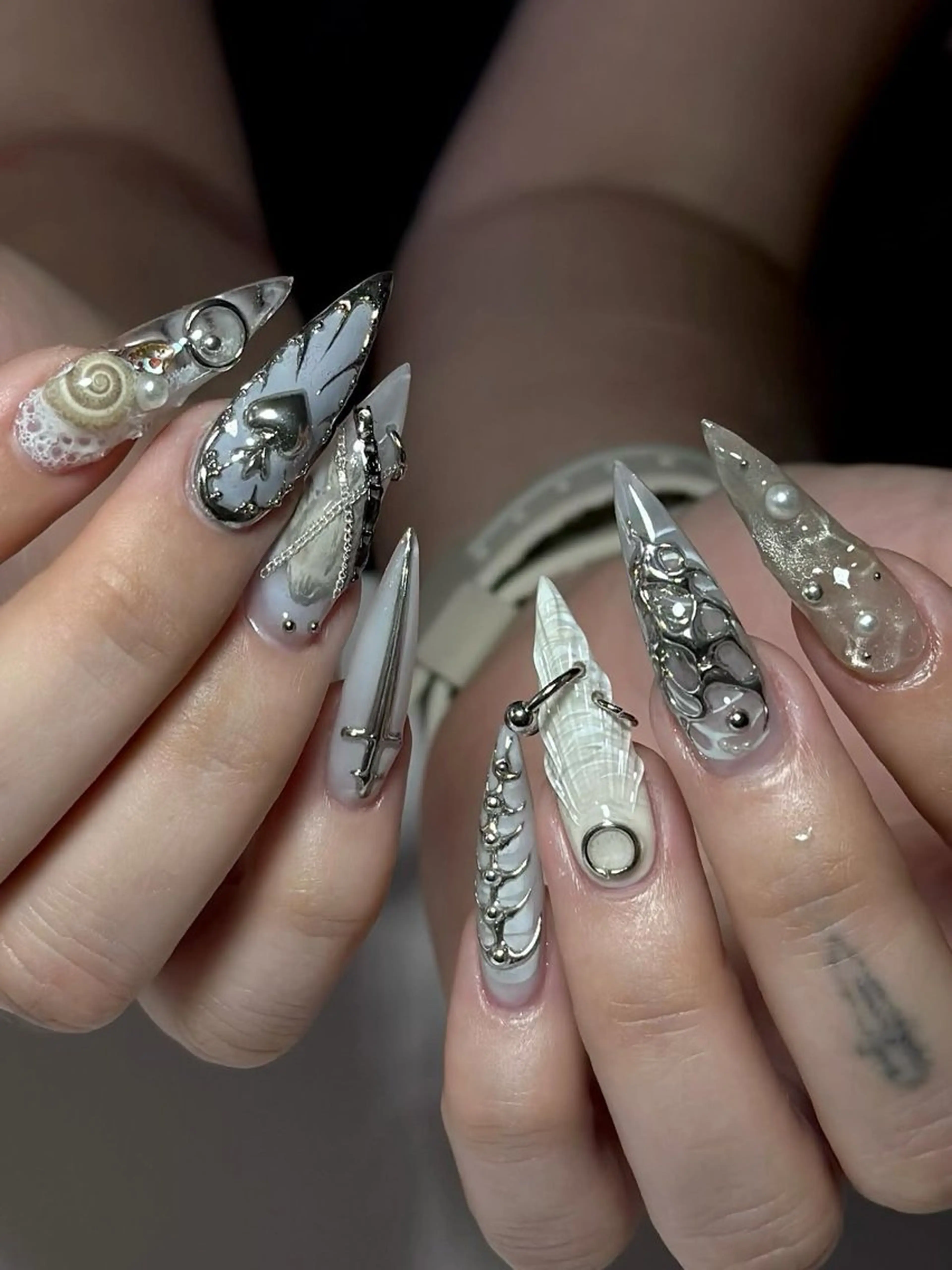 ネイル ハンドネイル ハンドケア Nova Nail Nambaのネイルデザイン