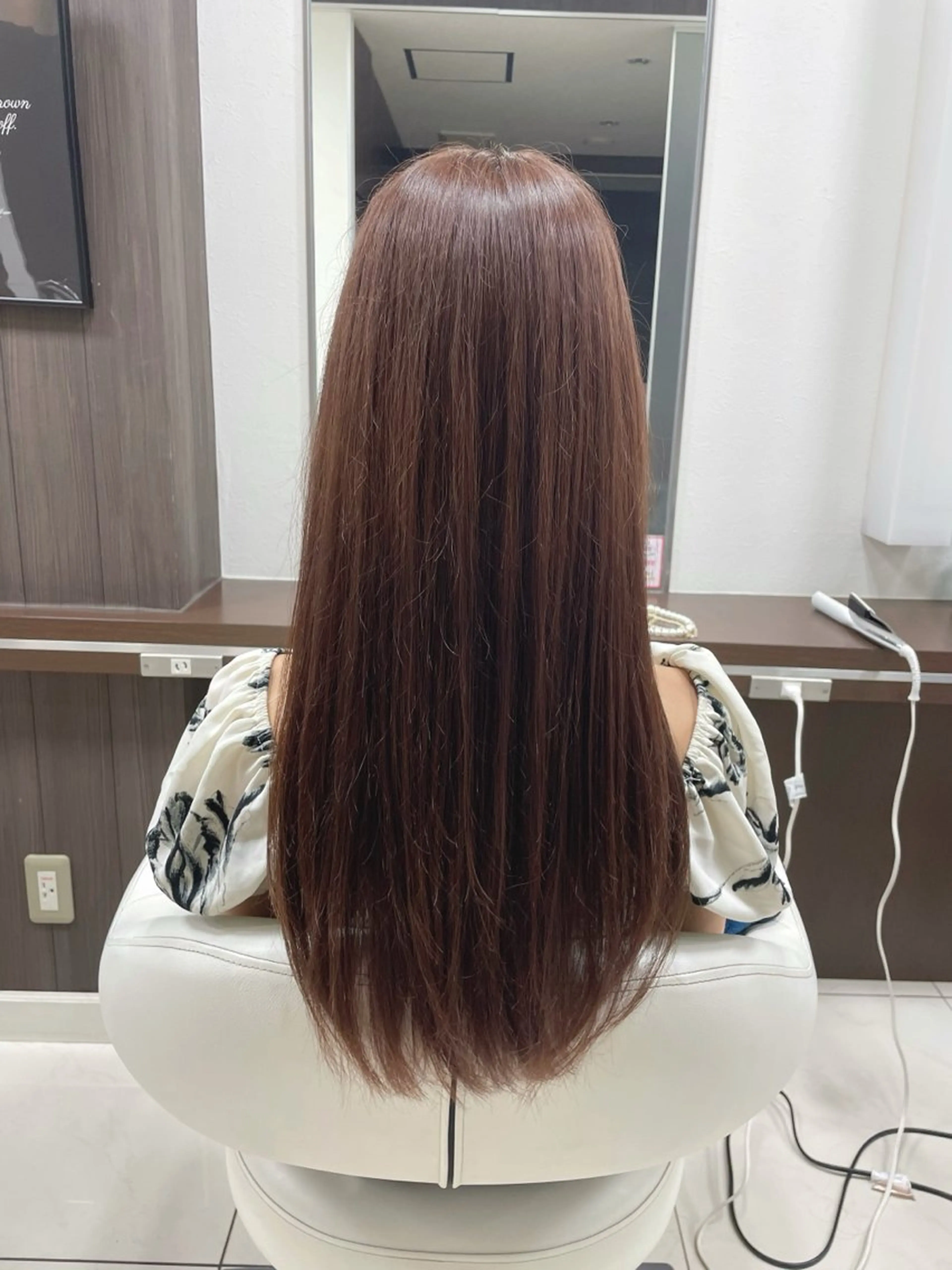 ロング rouge所属・アベ ミオのヘアスタイル