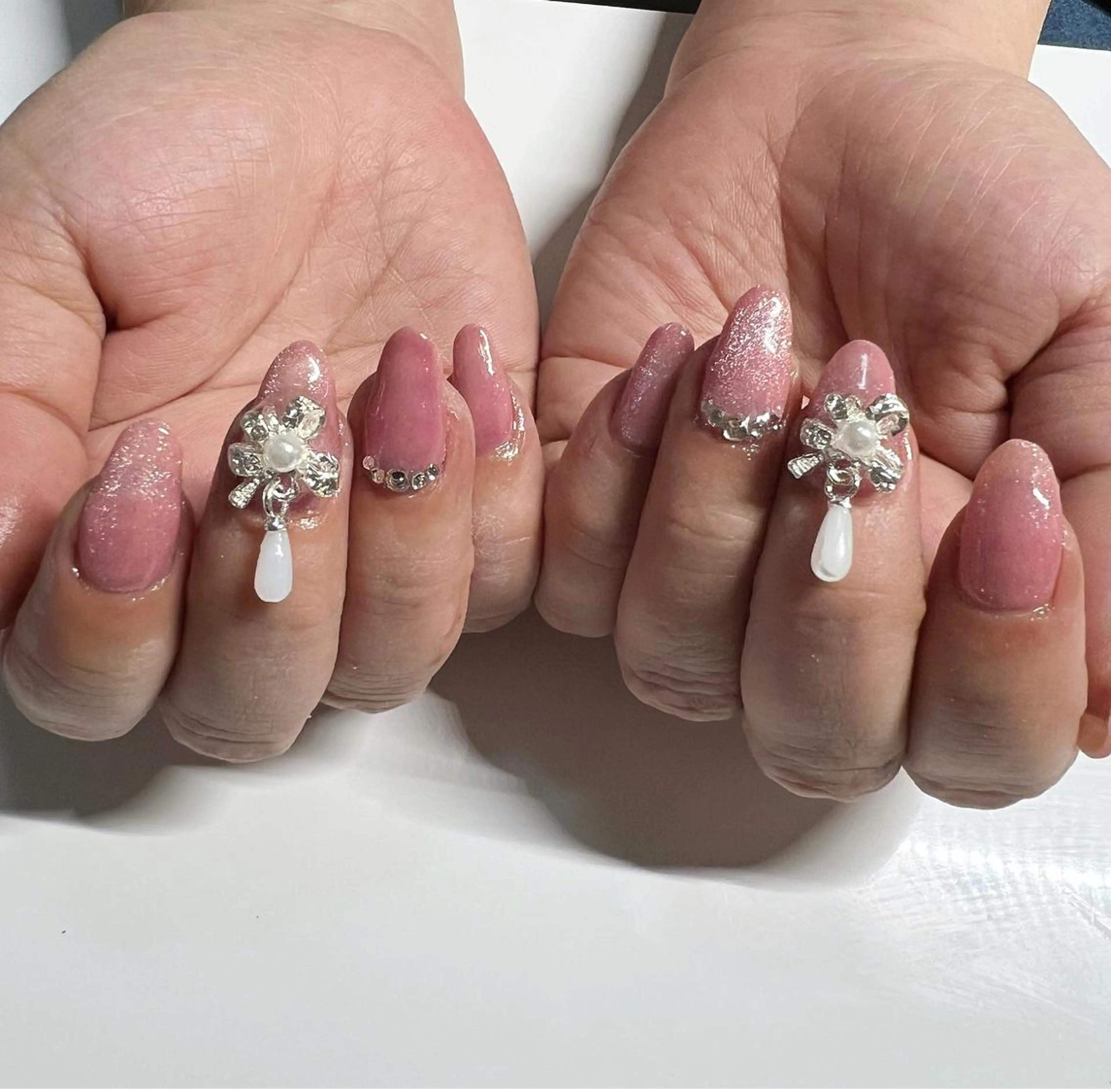 ミディアム ハンドネイル mao .のネイルデザイン