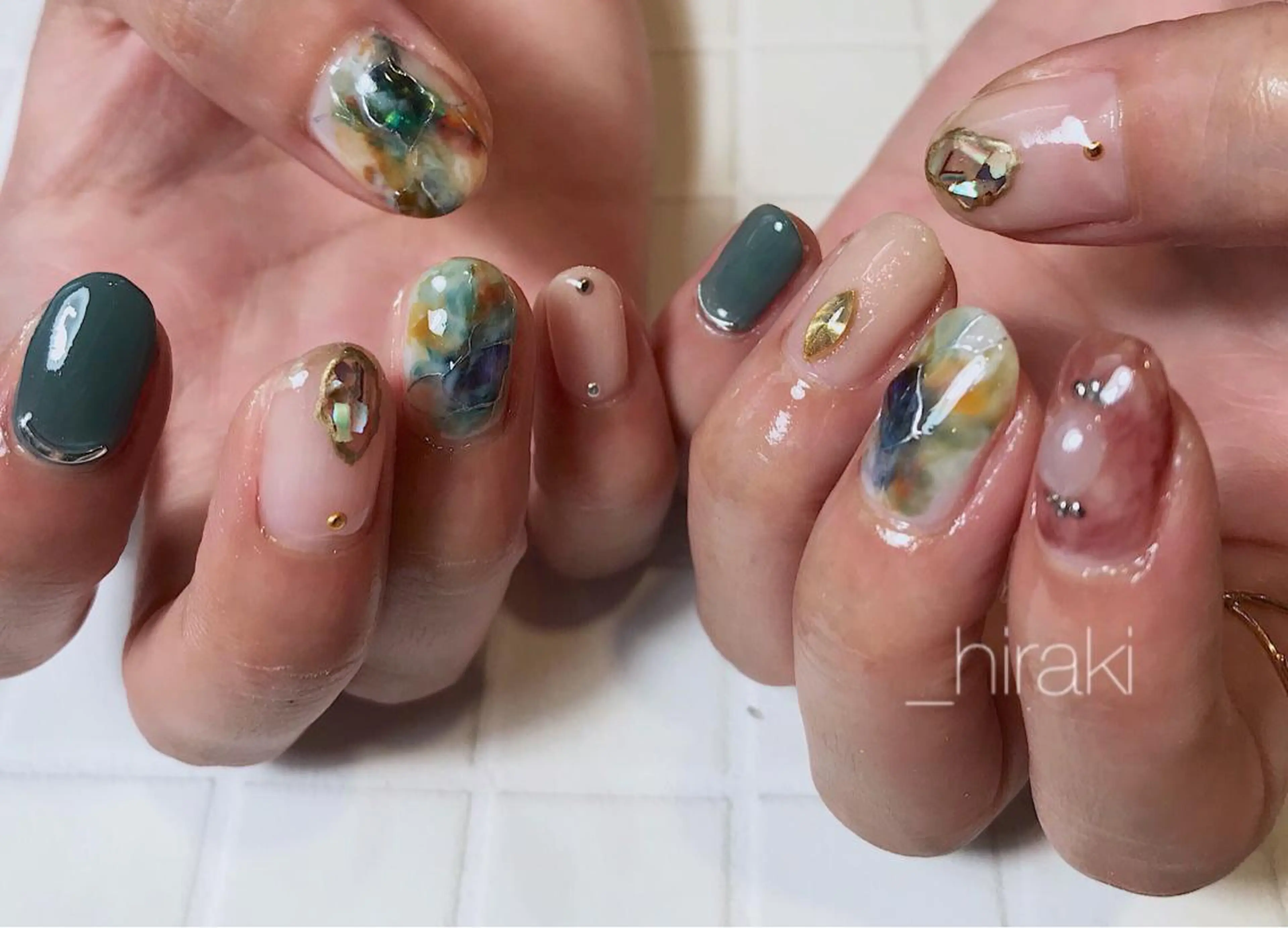 ネイル nail atelier AMBER所属・saori .の眉毛・アイブロウイメージ