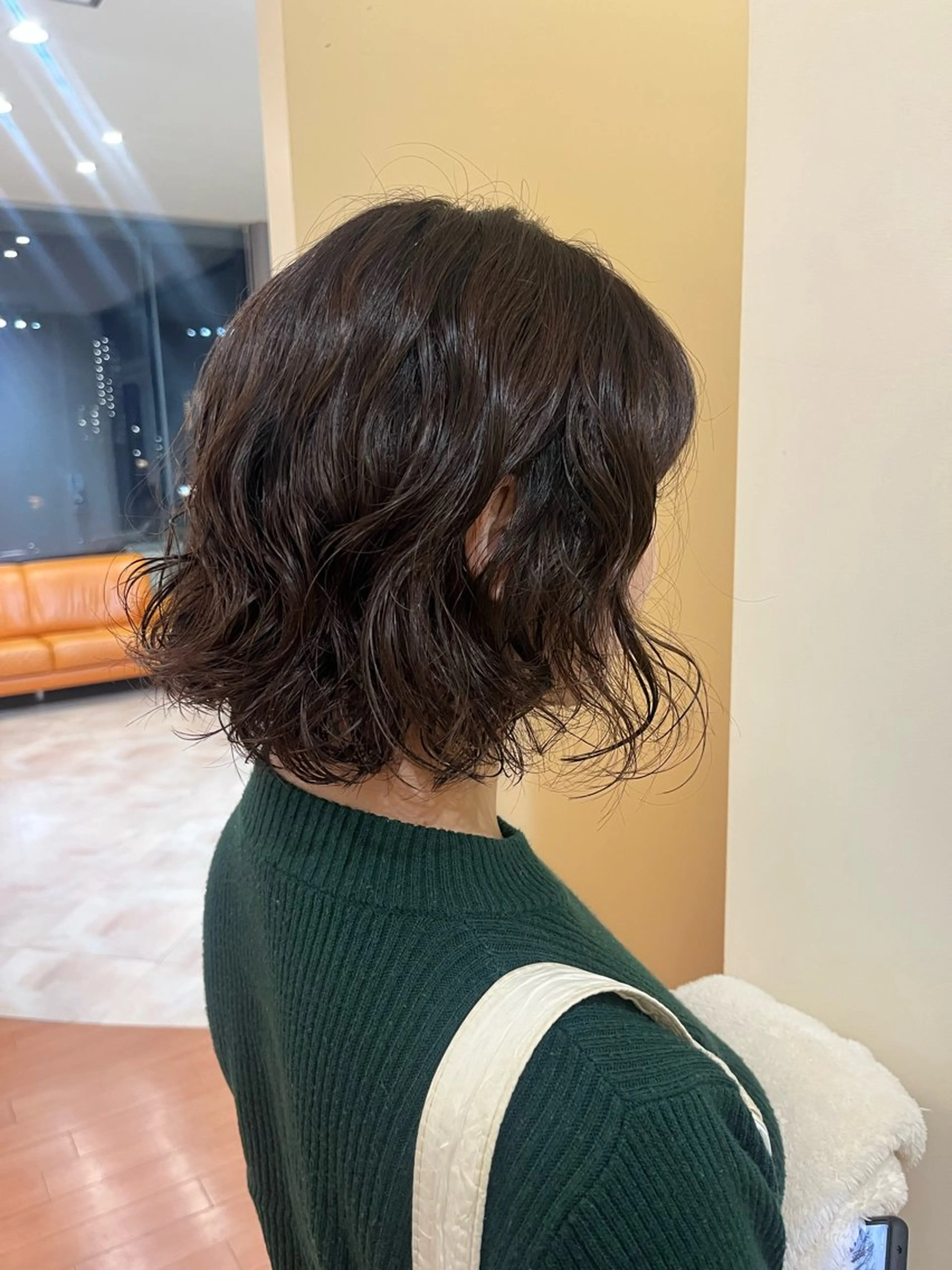 ミディアム 犬塚 梨花のヘアスタイル