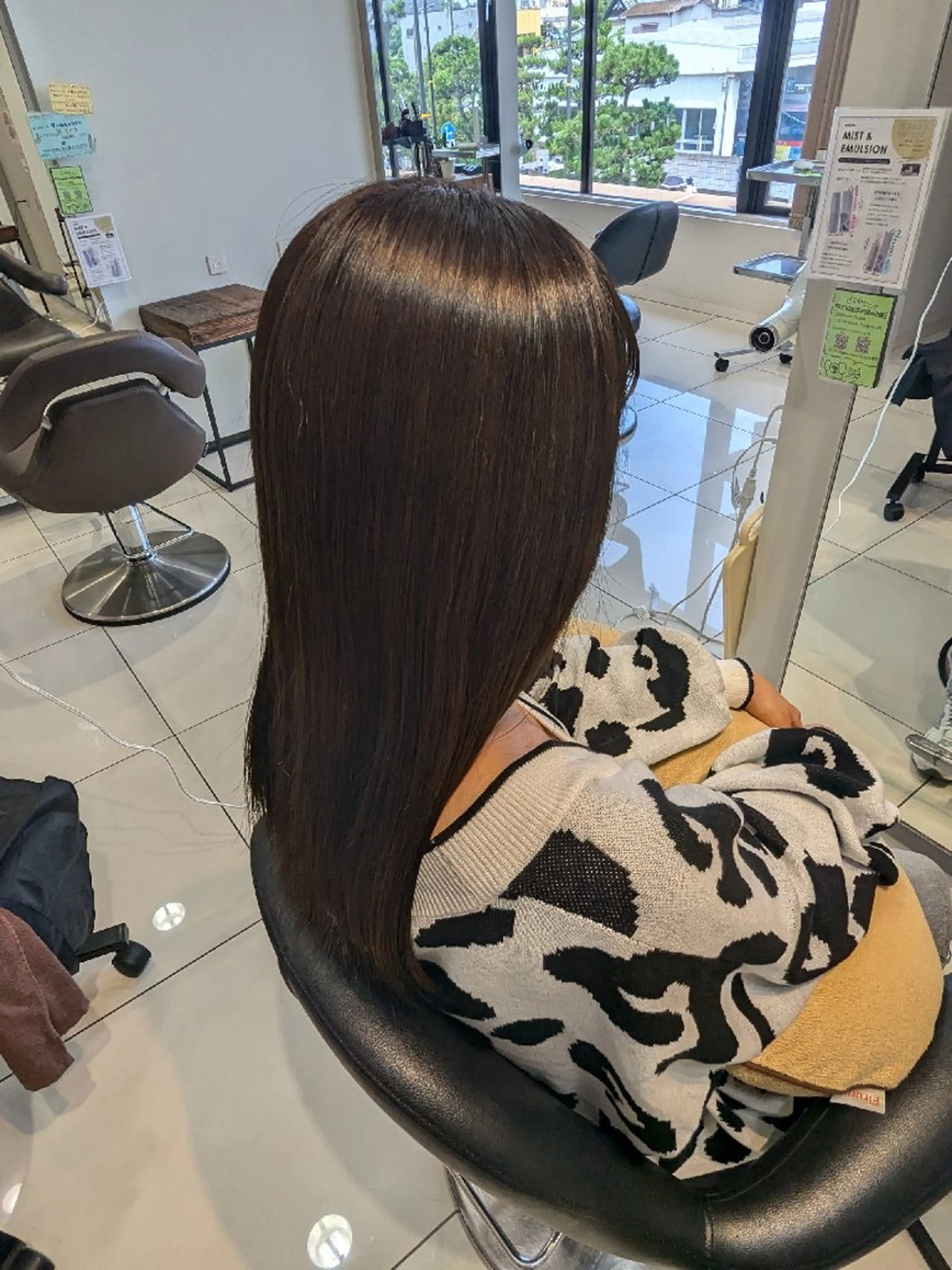 ロング 髪質改善/お呼ば れヘア/透明感カラーのヘアスタイル