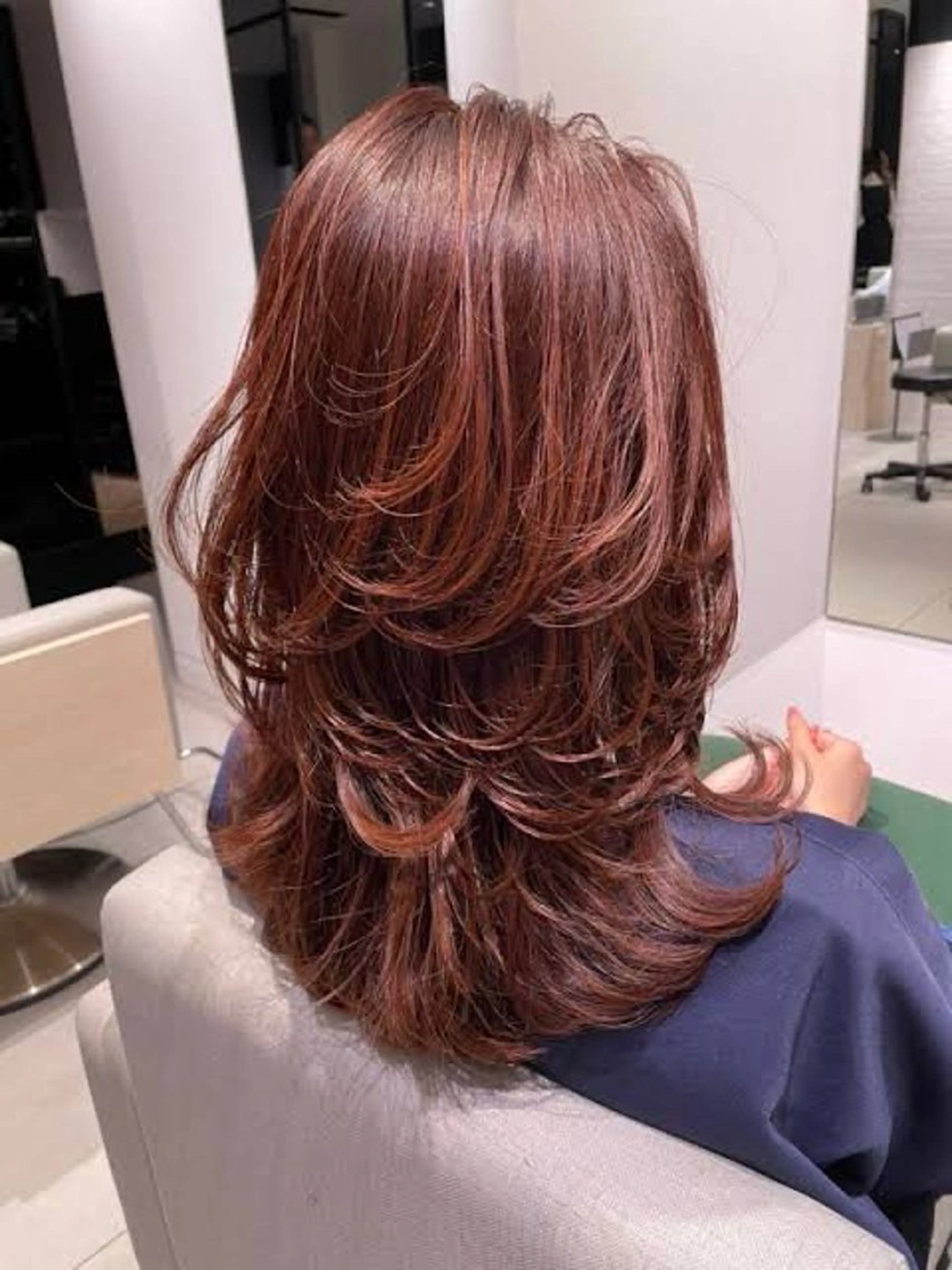 ミディアム over   hair 池袋所属・あらい みゆのヘアスタイル