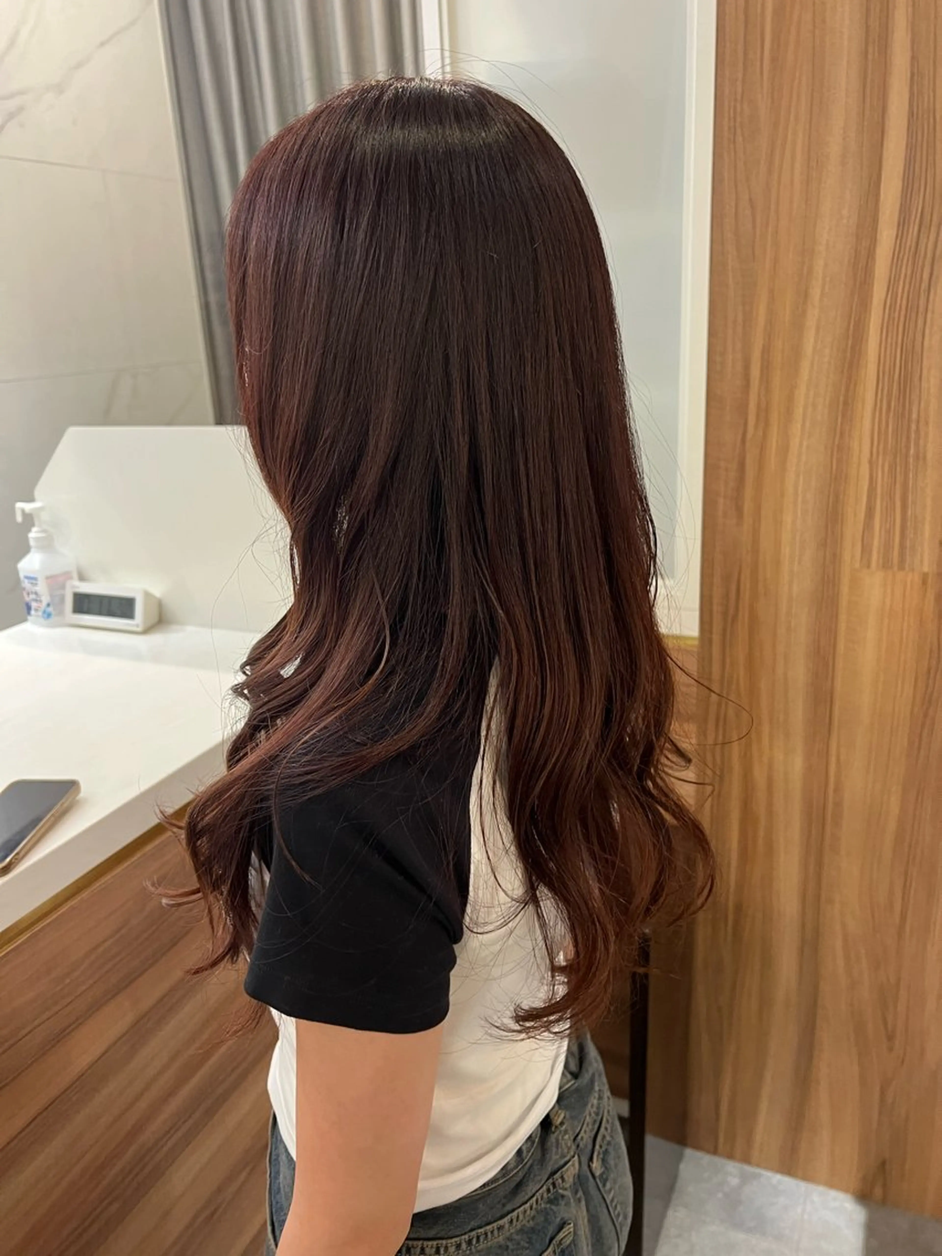 ロング レイヤーカット ロング 村中 逸紀のヘアスタイル