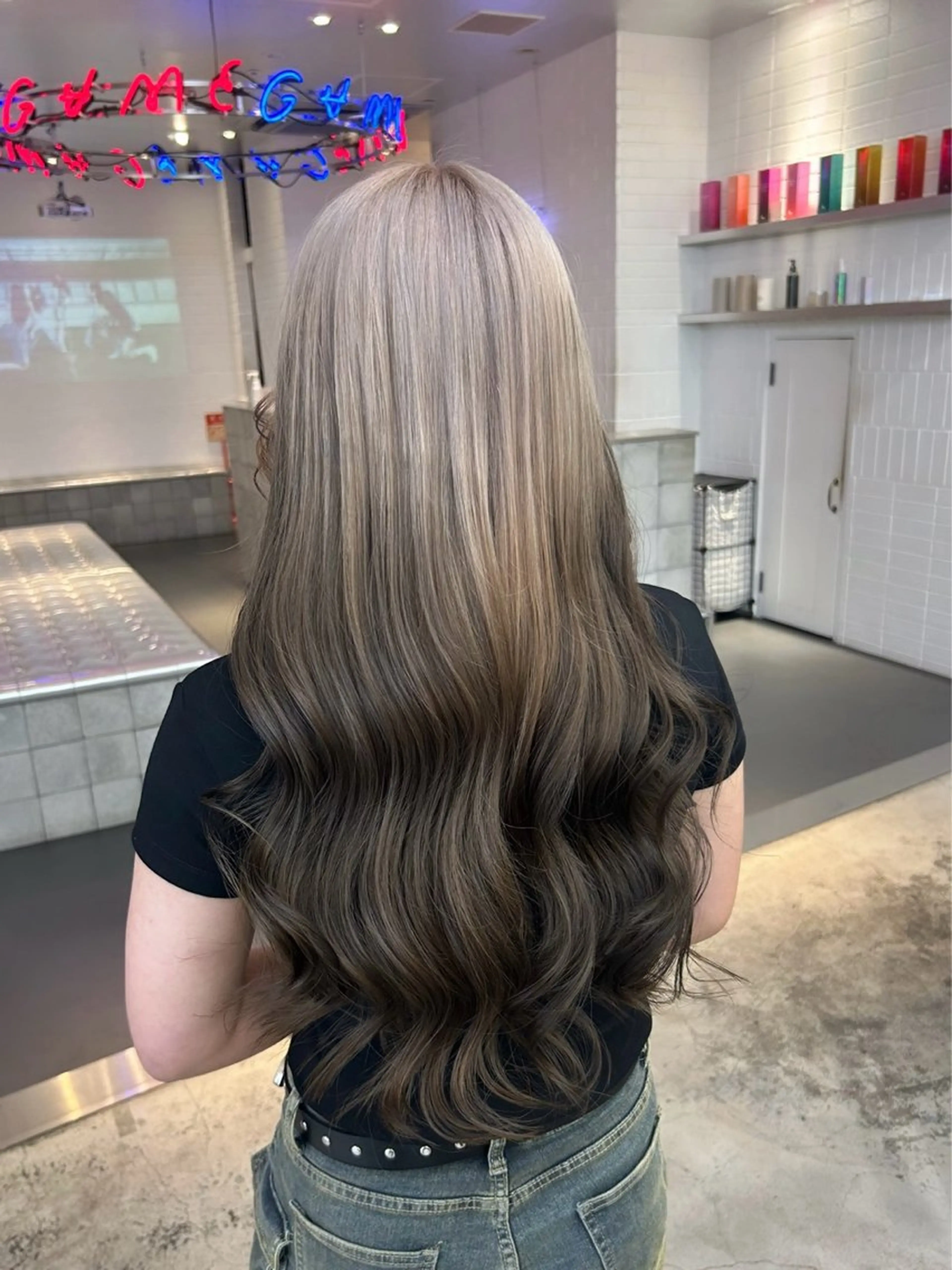 ショート ボブ エクステ 外国人風カラー 卒業式のヘアスタイル レイヤーカット カット ヘアカラー MiRI💜地毛級 エクステ✖似合わせ技のヘアスタイル