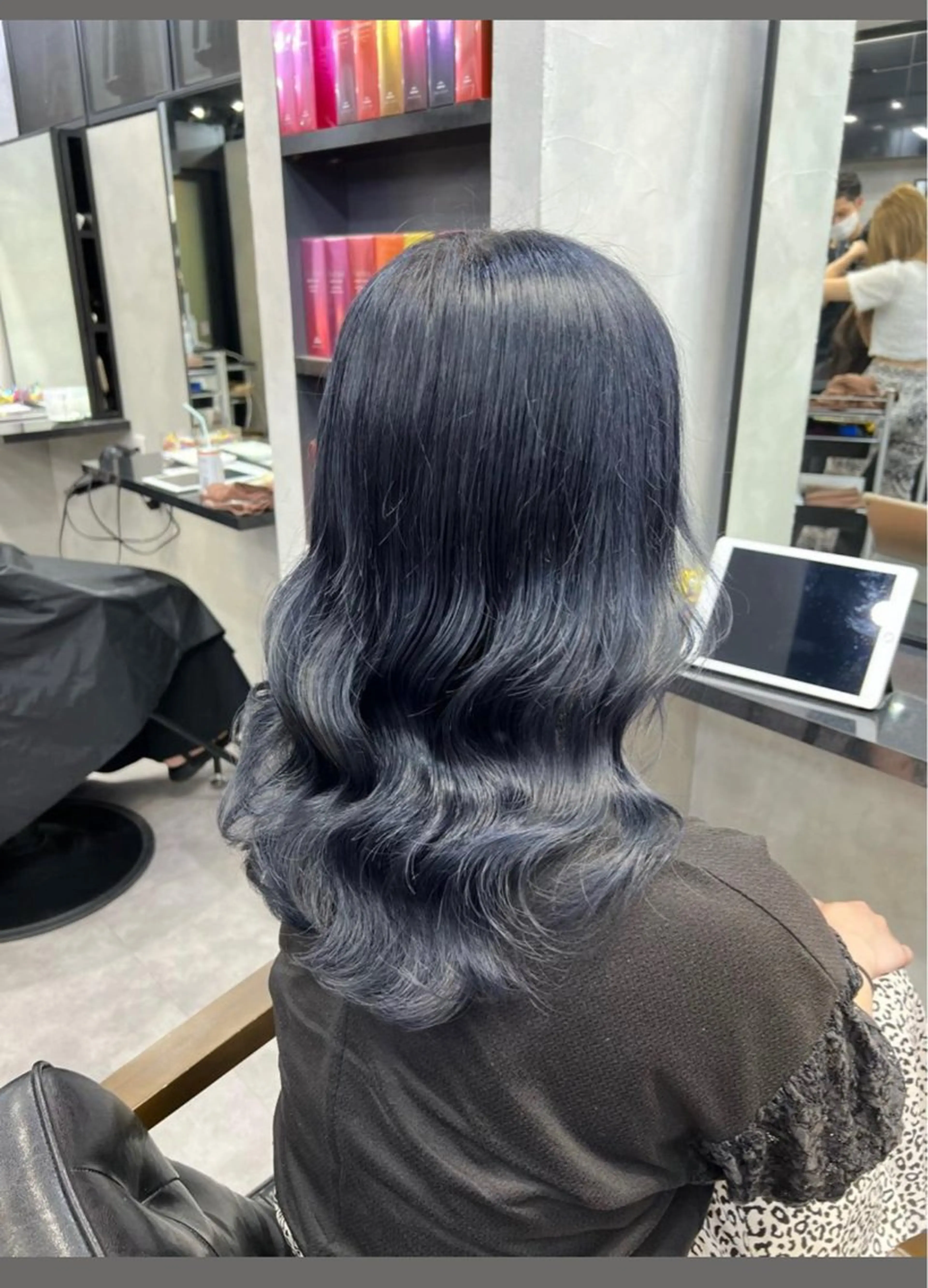 セミロング 濱川響太レディース カットモデルのヘアスタイル