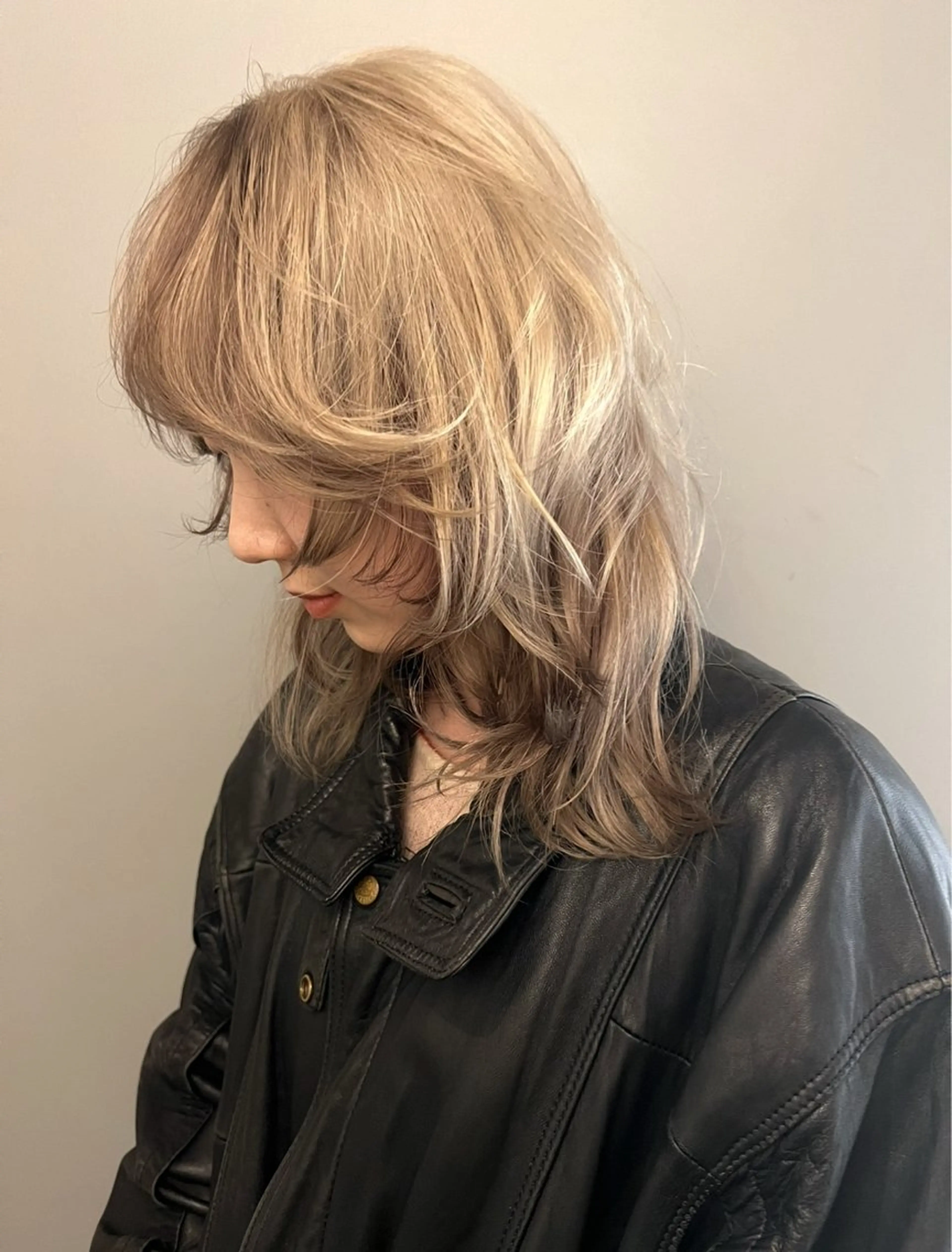 セミロング カラー カット ヘアカラー haco＋所属・圧倒的デザイン力 店長🎨RENAのヘアスタイル