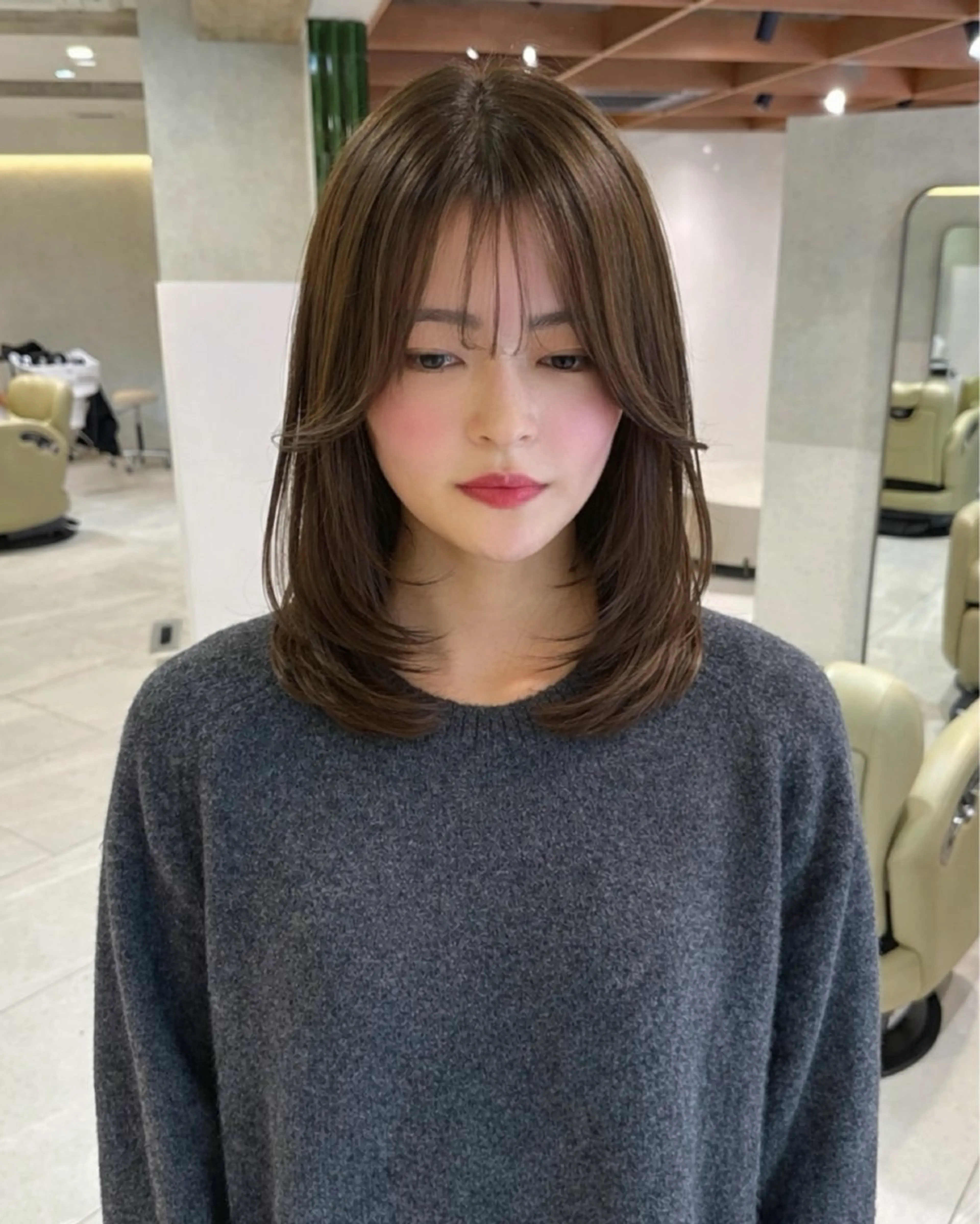 ミディアム カット ヘアカラー トリートメント MISATO THIRD SHOPのヘアスタイル