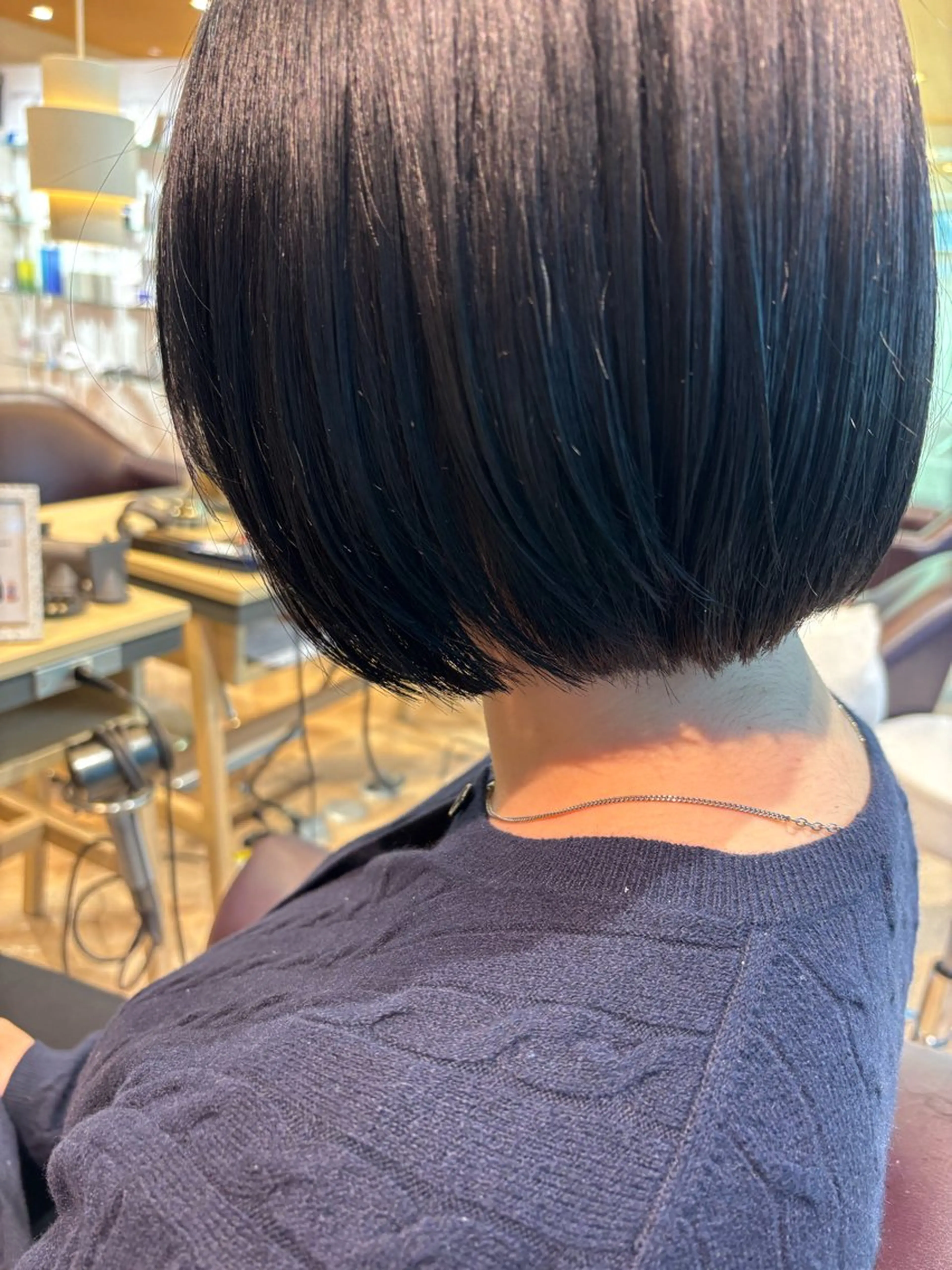 ショート ボブ カット ゆい/パーマ/レイヤ ー/似合わせカラーのヘアスタイル