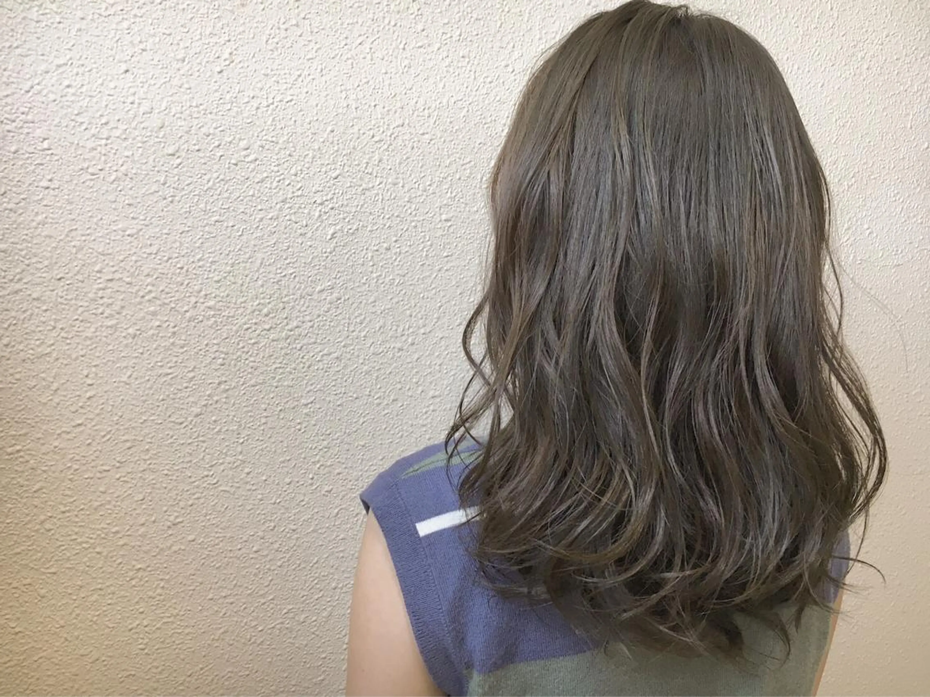 セミロング カラー グレージュ ヘアカラー トリートメント 半個室女性salon 🩰Natsumiのヘアスタイル