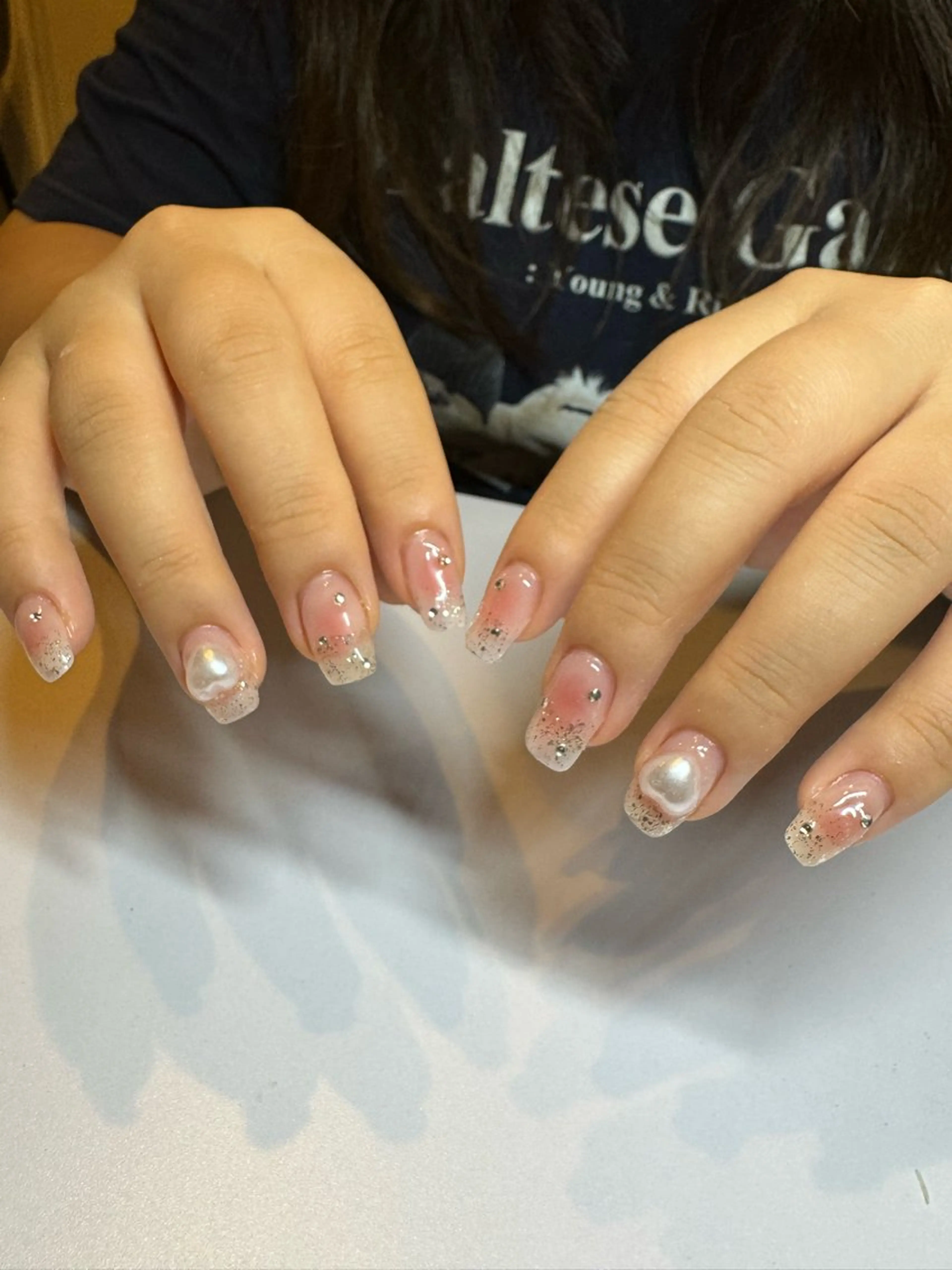 ネイル ハンドネイル 濱岡 咲のネイルデザイン