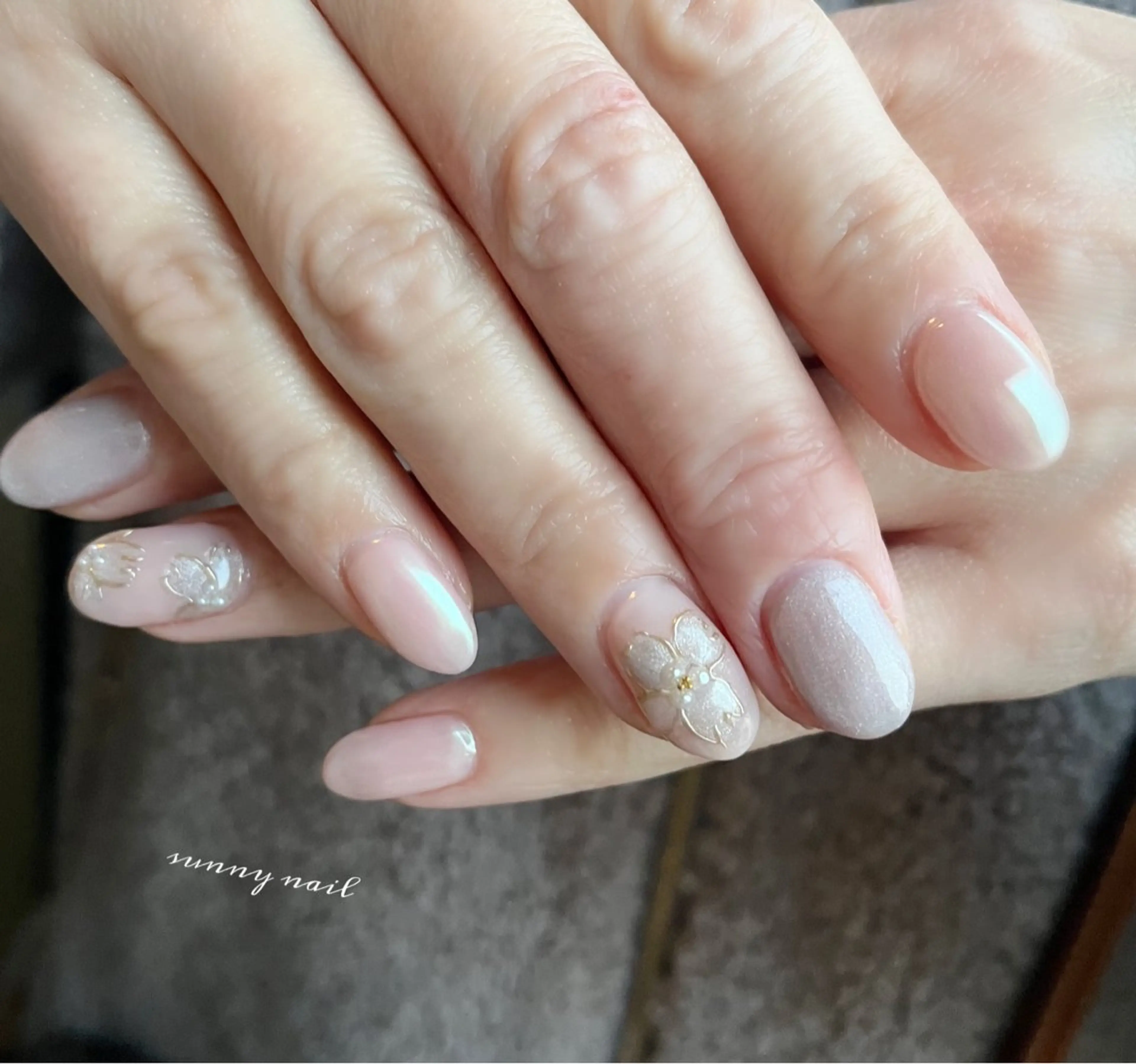 ネイル オーロラネイル 桜ネイル フラワーネイル ジェルネイル マグネットネイル sunny nailのネイルデザイン