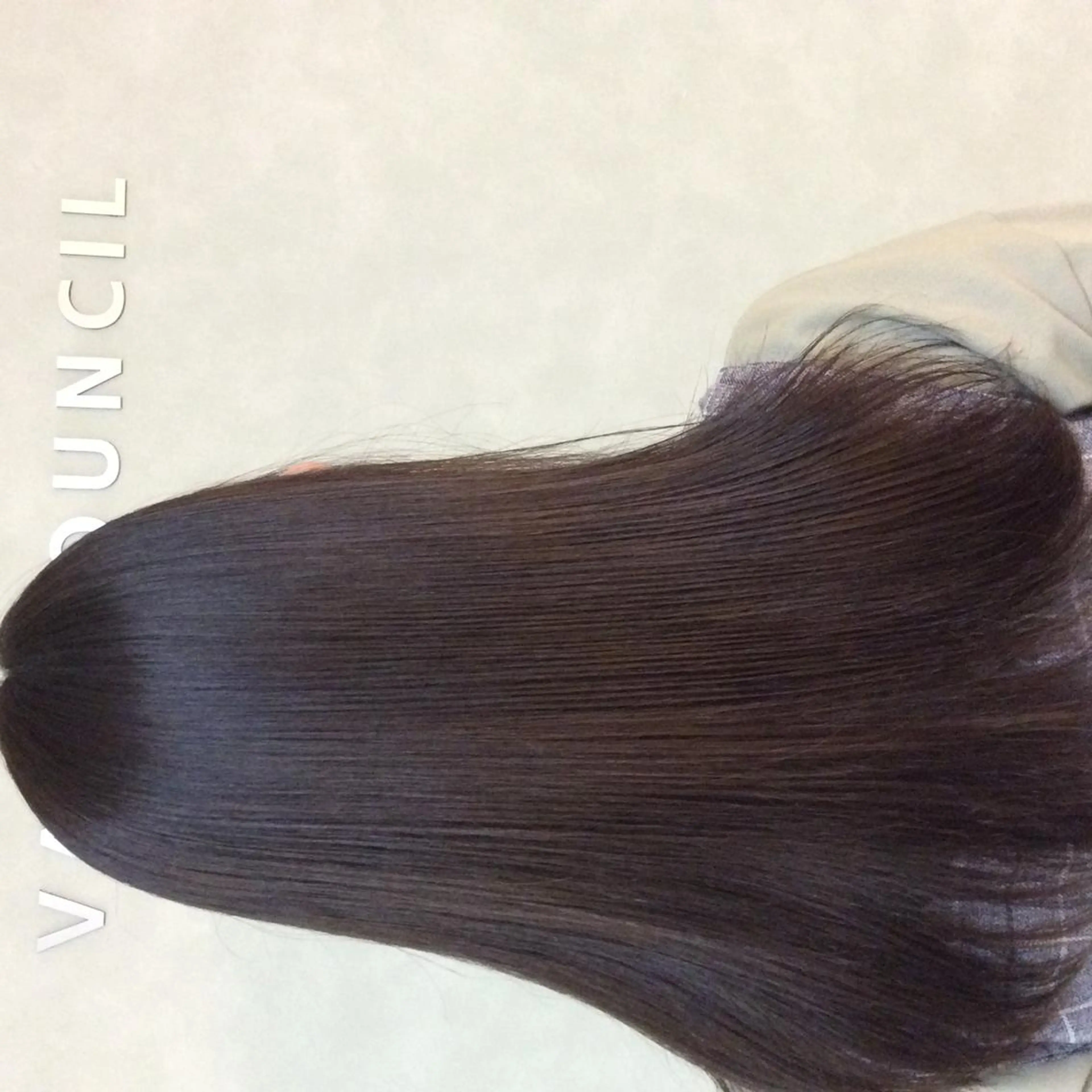 セミロング 吉田 恒のヘアスタイル