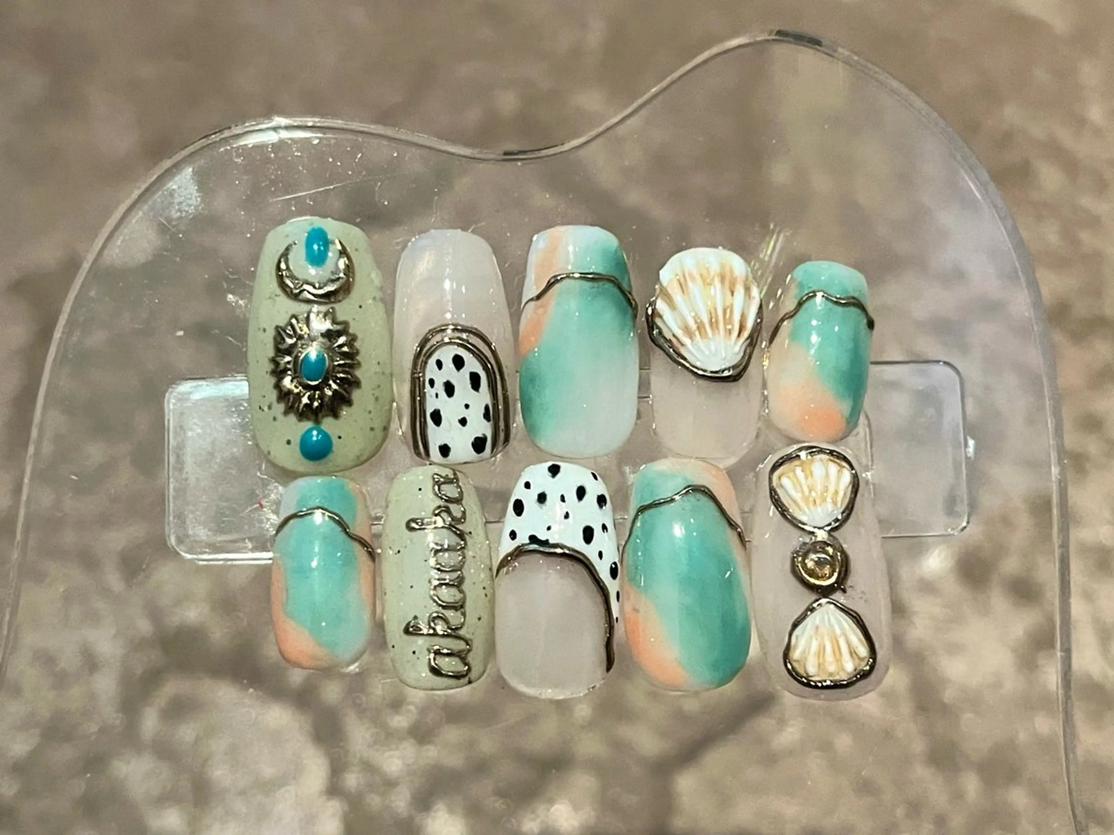 ネイル アートネイル ミラーネイル 夏ネイル ハンドネイル nail salon Reversiのネイルデザイン