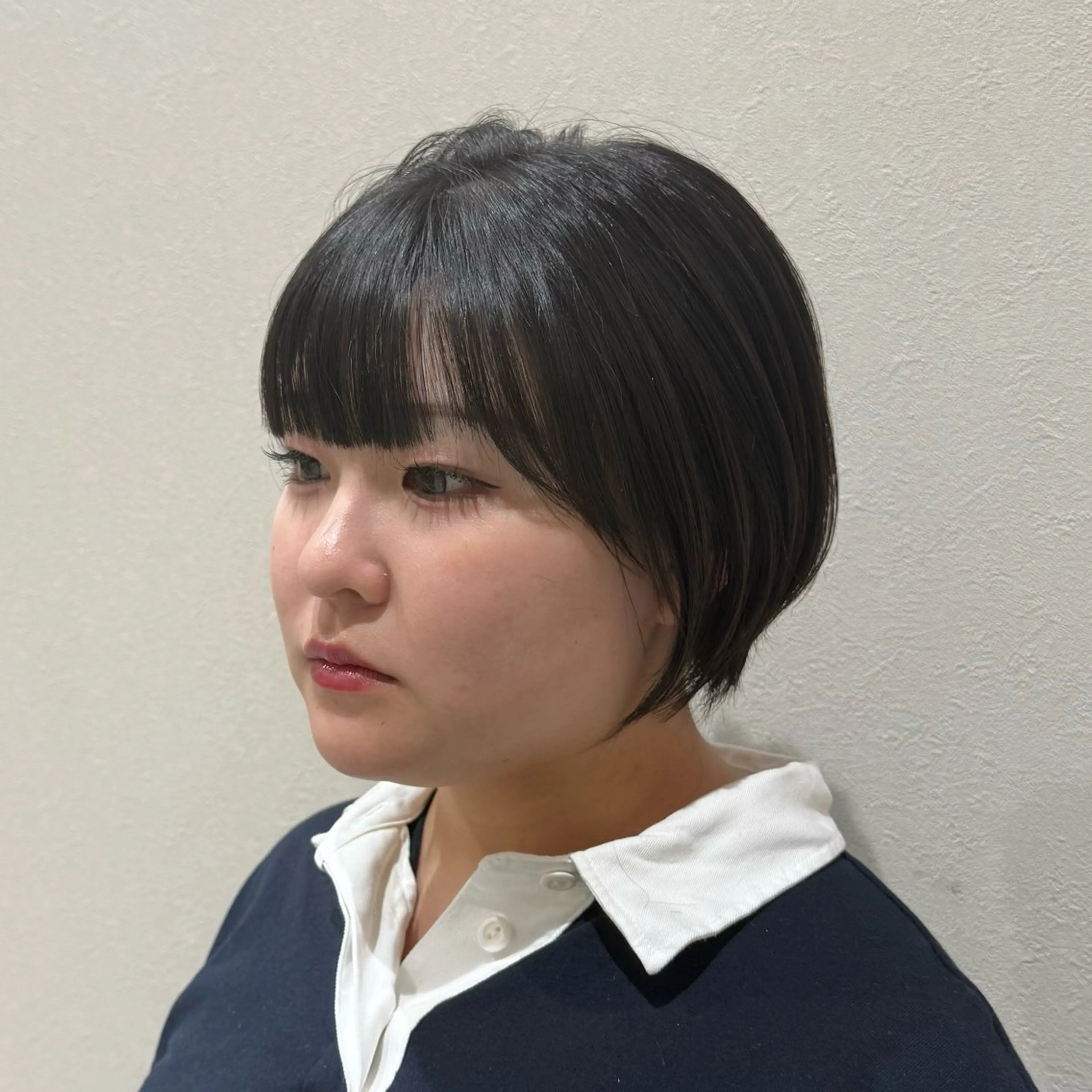 ショート カット 韓国レイヤー｜ 透明感カラー｜ココナのヘアスタイル