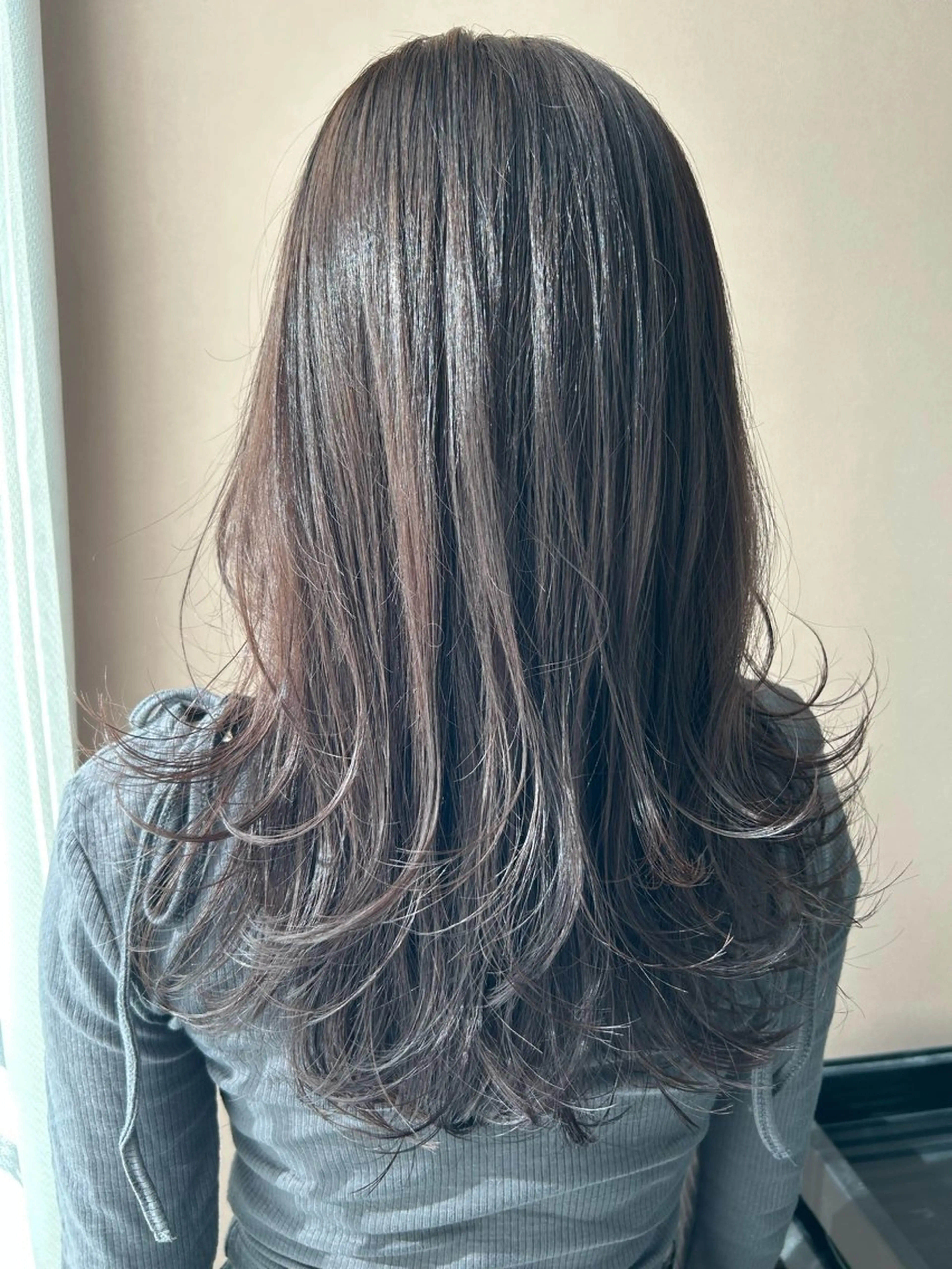 ロング カラー レイヤーカット カット ヘアカラー トリートメント hub hair レイヤー/透明感のヘアスタイル