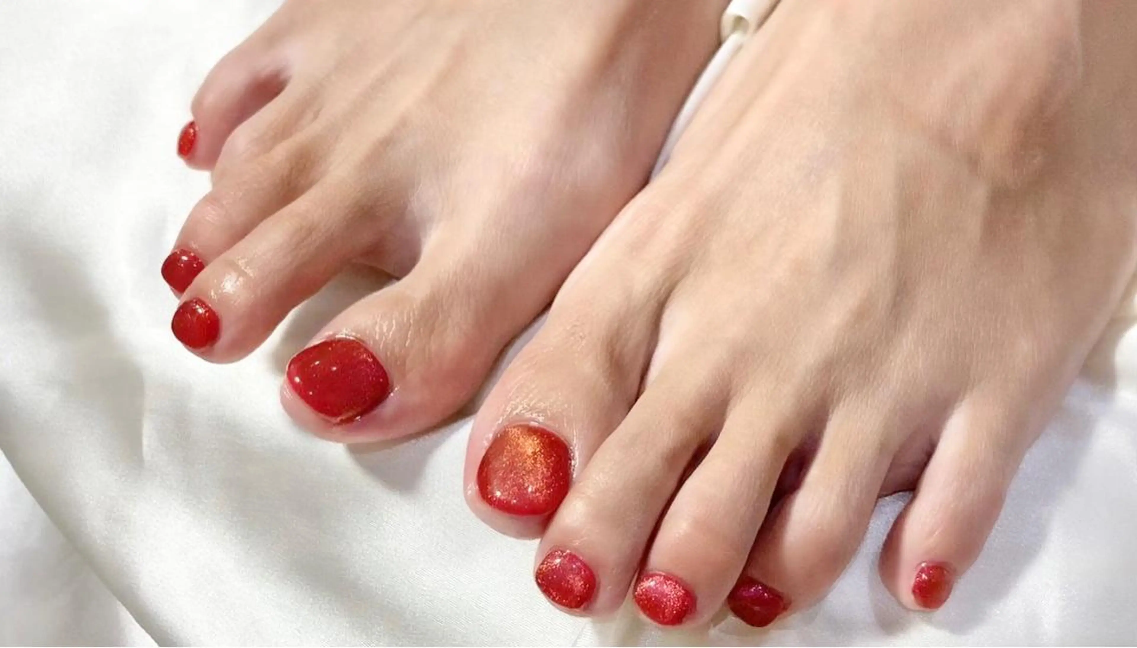 ネイル マツエク・マツパ アイブロウ 眉カラー 韓国風マツエク パリジェンヌラッシュリフト まつげパーマ ワンホンマツエク フットネイル Nail&eye Belire 新宿のネイルデザイン