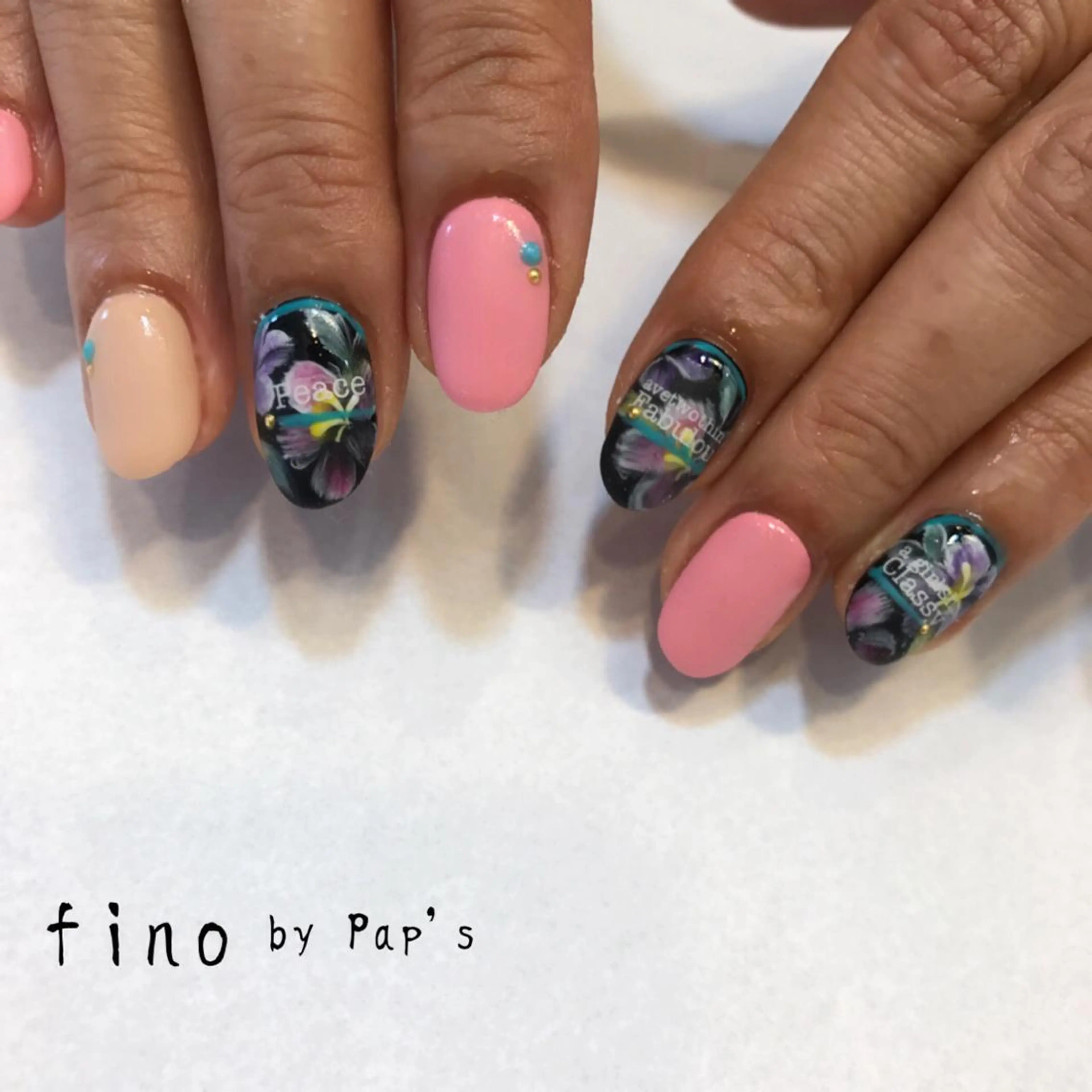 ネイル fino by Pap's所属・西畠 真由美のネイルデザイン