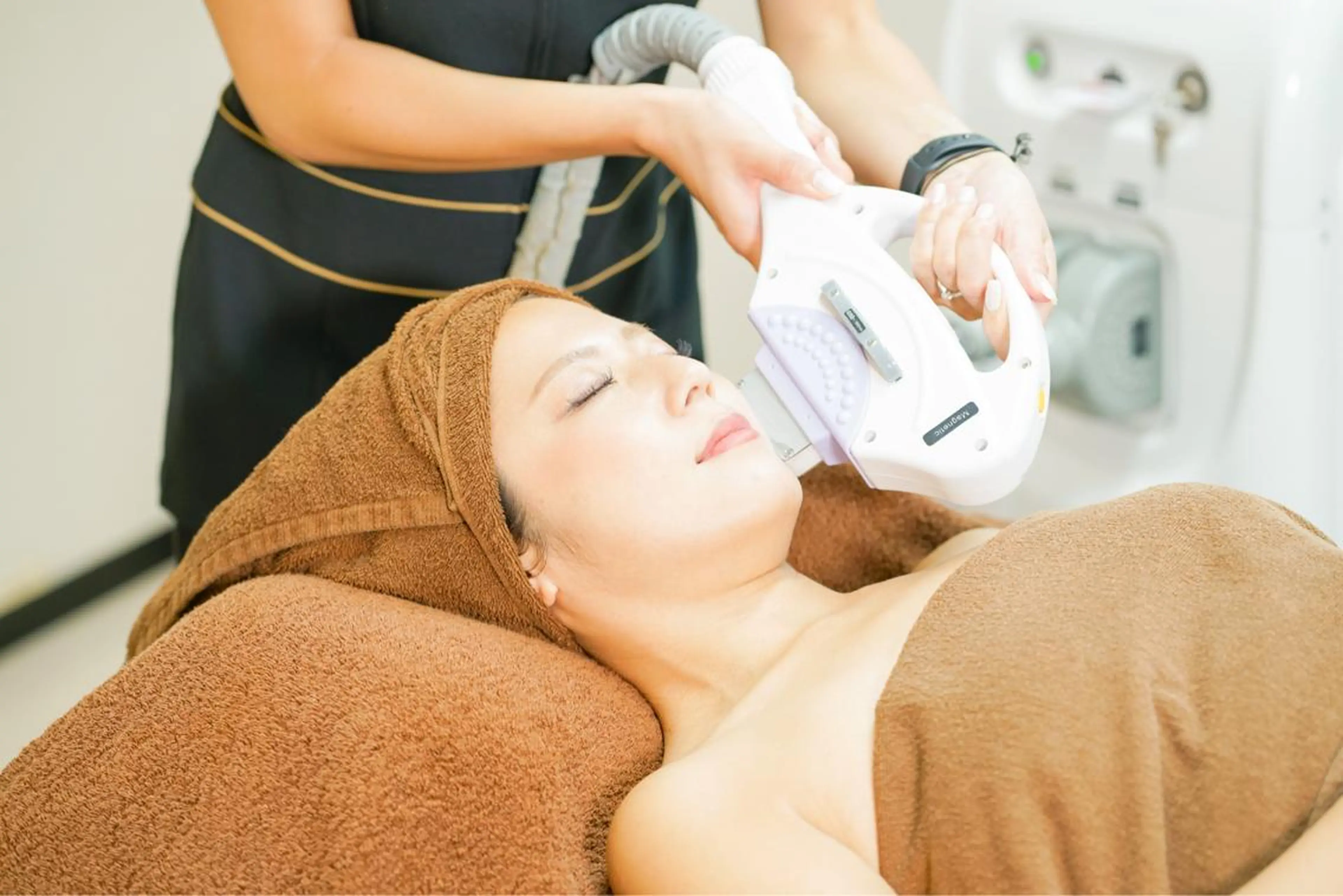 筋膜/リンパ/深層/ スポーツ/アロマ/のエステ・リラクイメージ