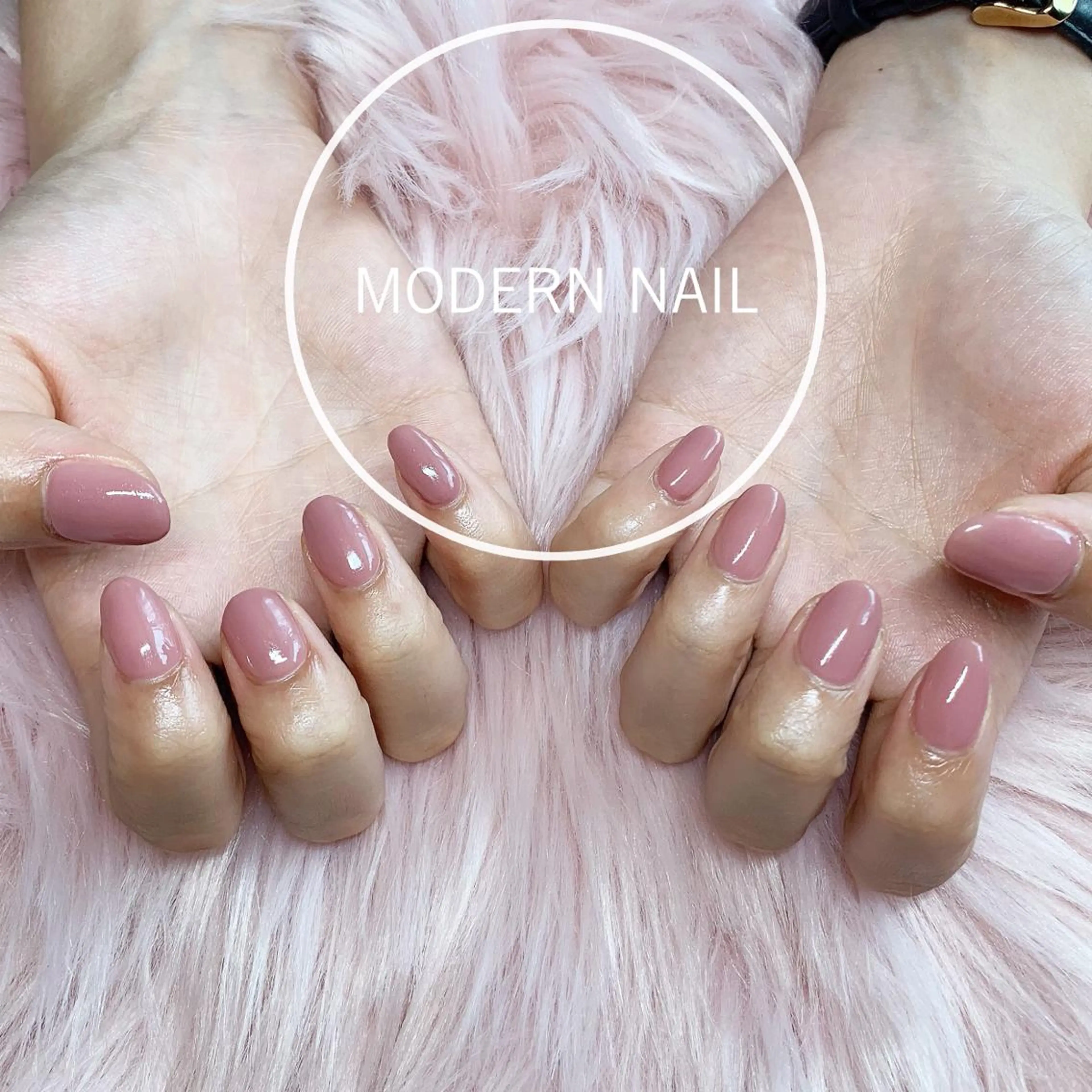 ネイル ワンカラーネイル 小川 玲奈のネイルデザイン