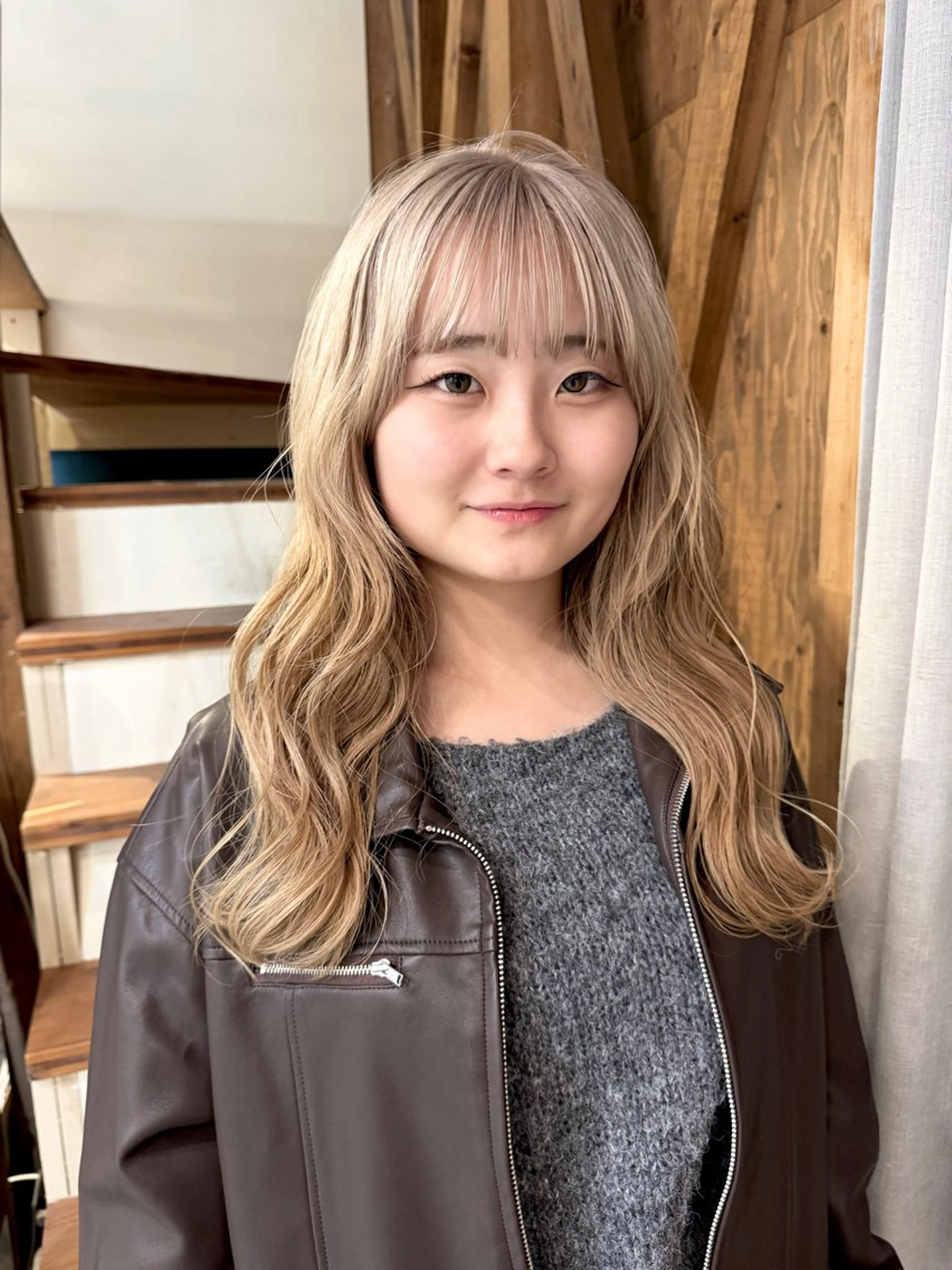 ロング カラー カット ヘアカラー トリートメント 透明感カラー/ハイト ーン/メイク/umiのヘアスタイル