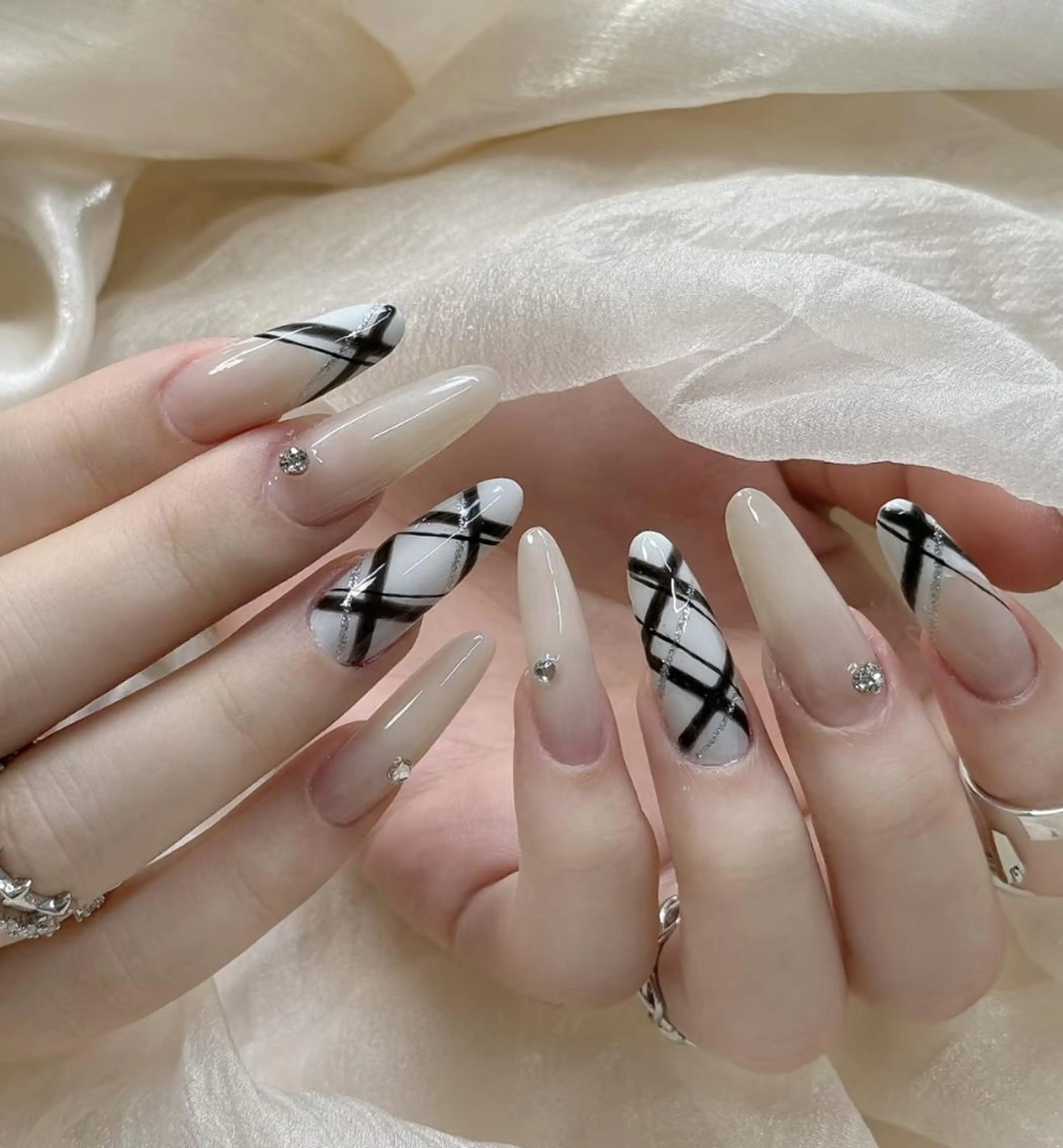 ネイル ハンドネイル Miya🎀 nailのネイルデザイン