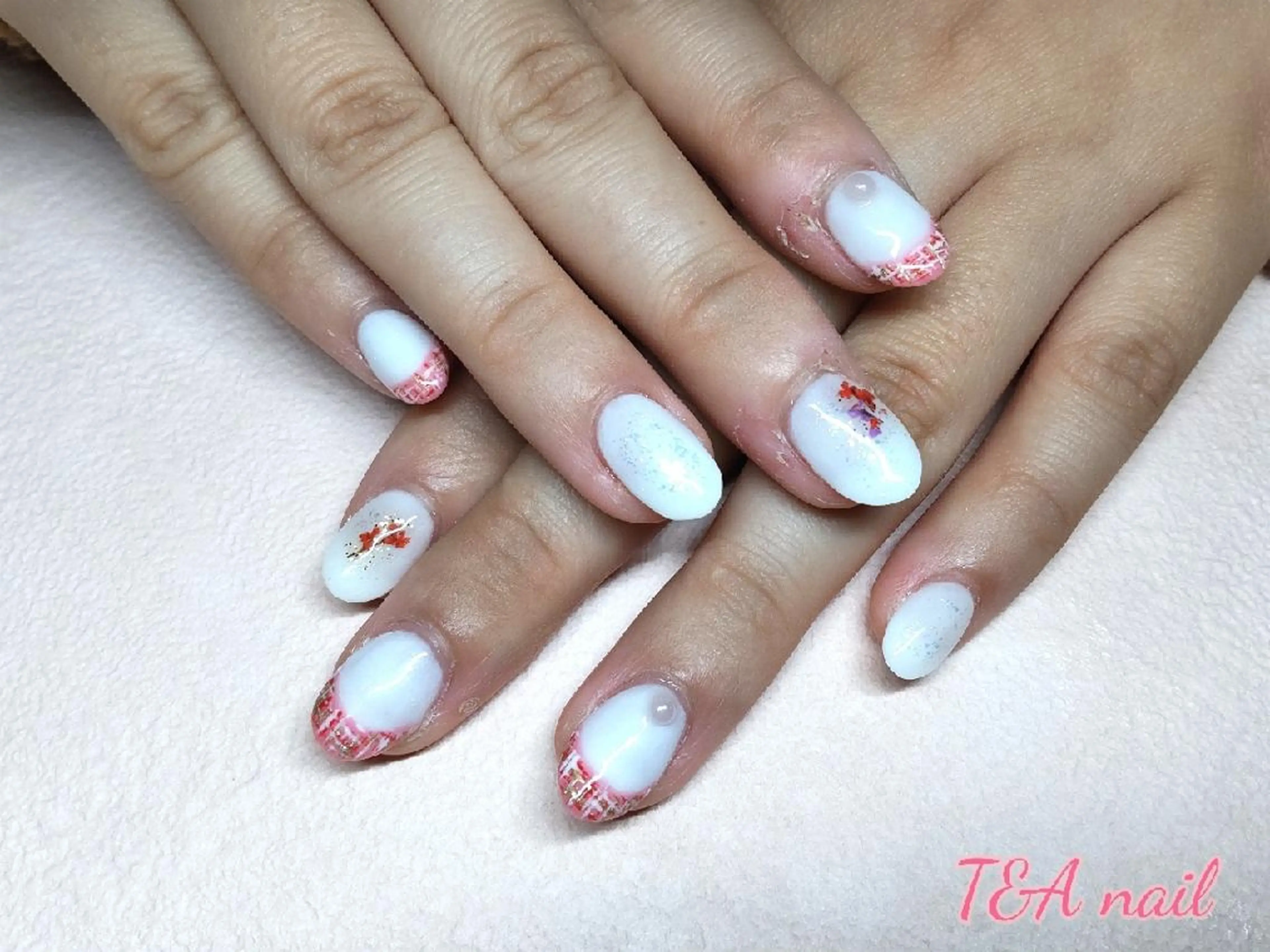 ミディアム ネイル 長さ出し フレンチネイル ジェルネイル ニュアンスネイル スカルプネイル ハンドネイル T&A nailのネイルデザイン
