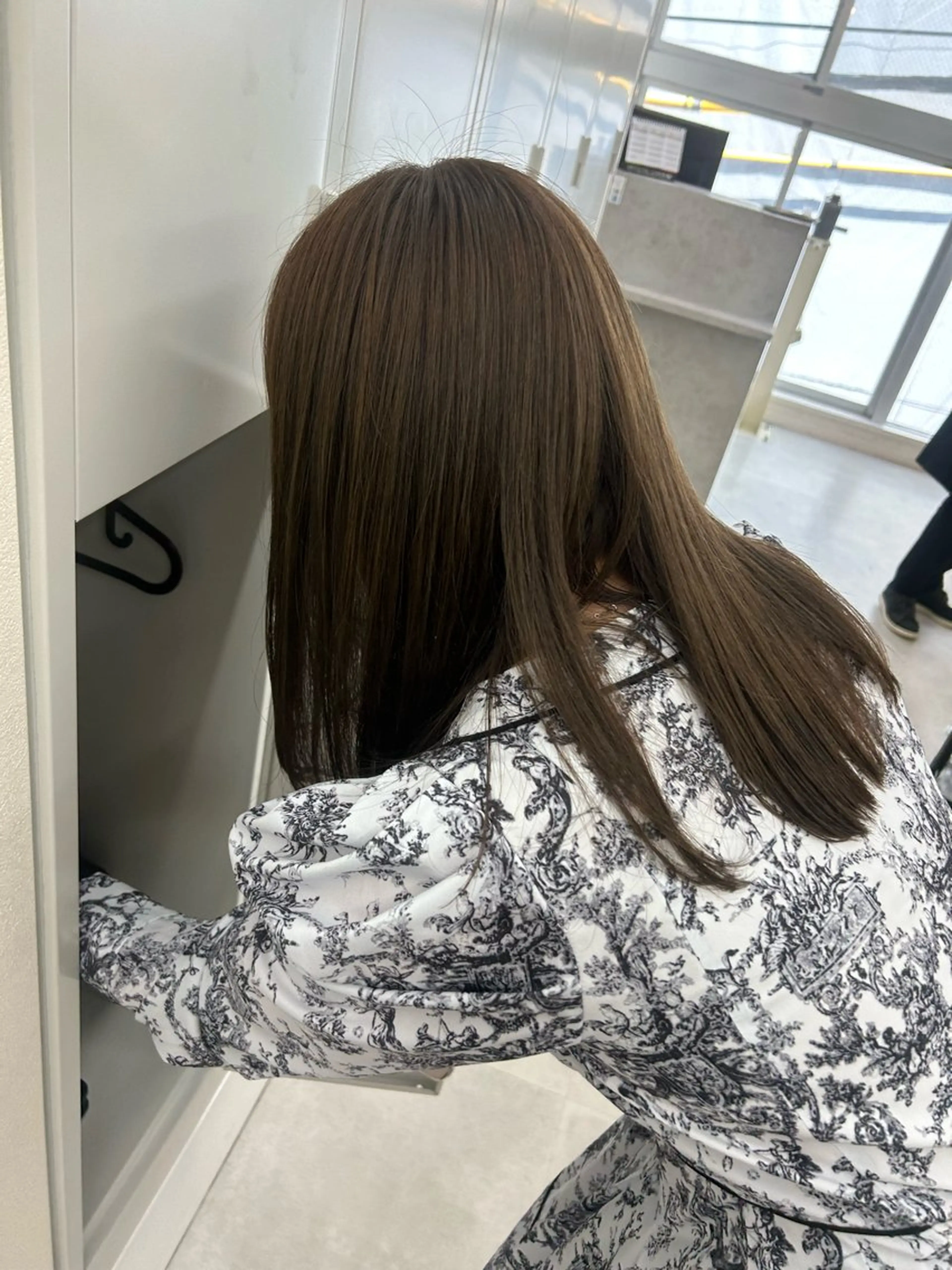 セミロング ルナ/レイヤー /暖色/メンズカットのヘアスタイル