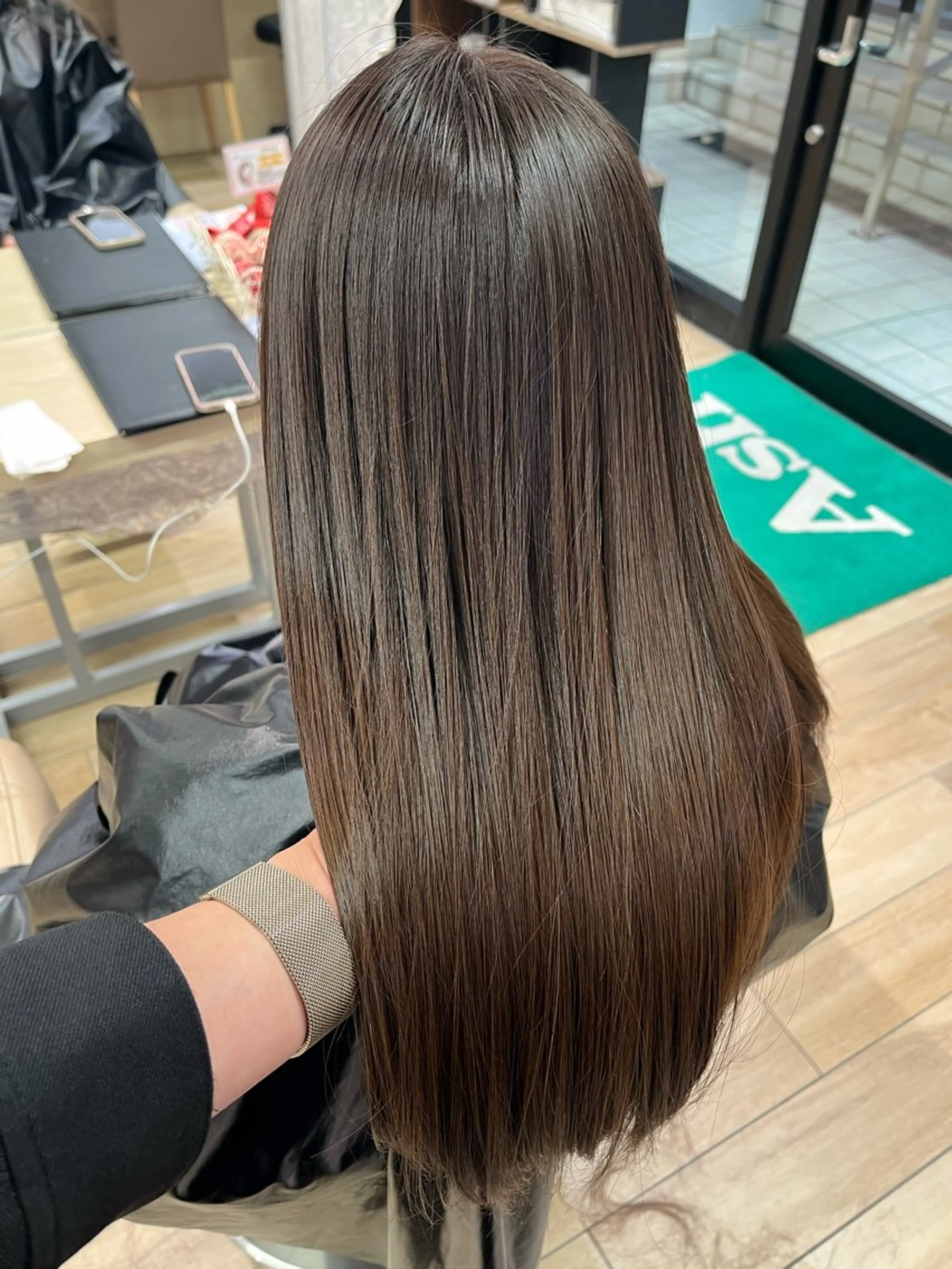 セミロング 髪質改善 トリートメント カット トリートメント 斉藤 翔平のヘアスタイル