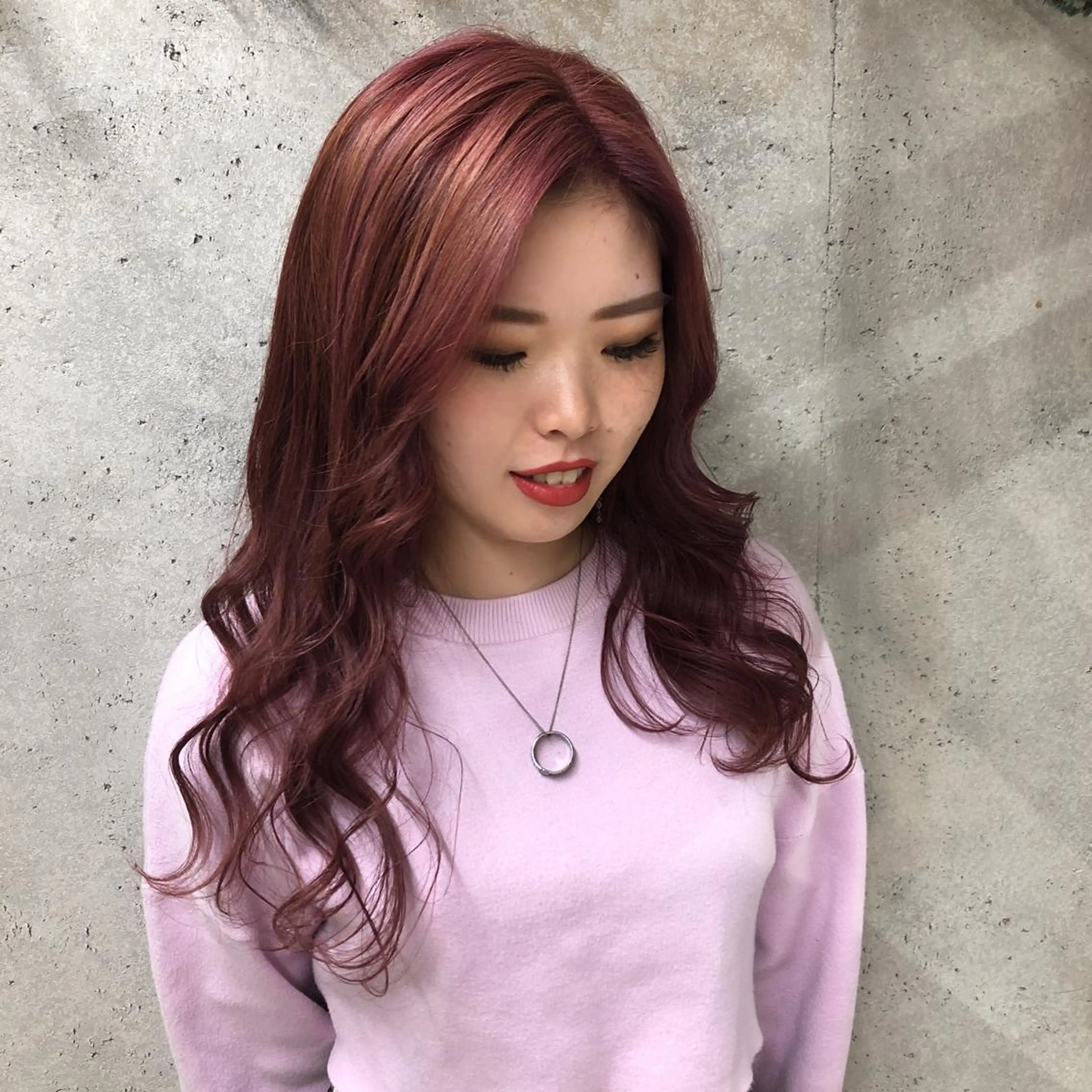 ロング カラー ピンクカラー wakana 【ブリーチカラー】のヘアスタイル