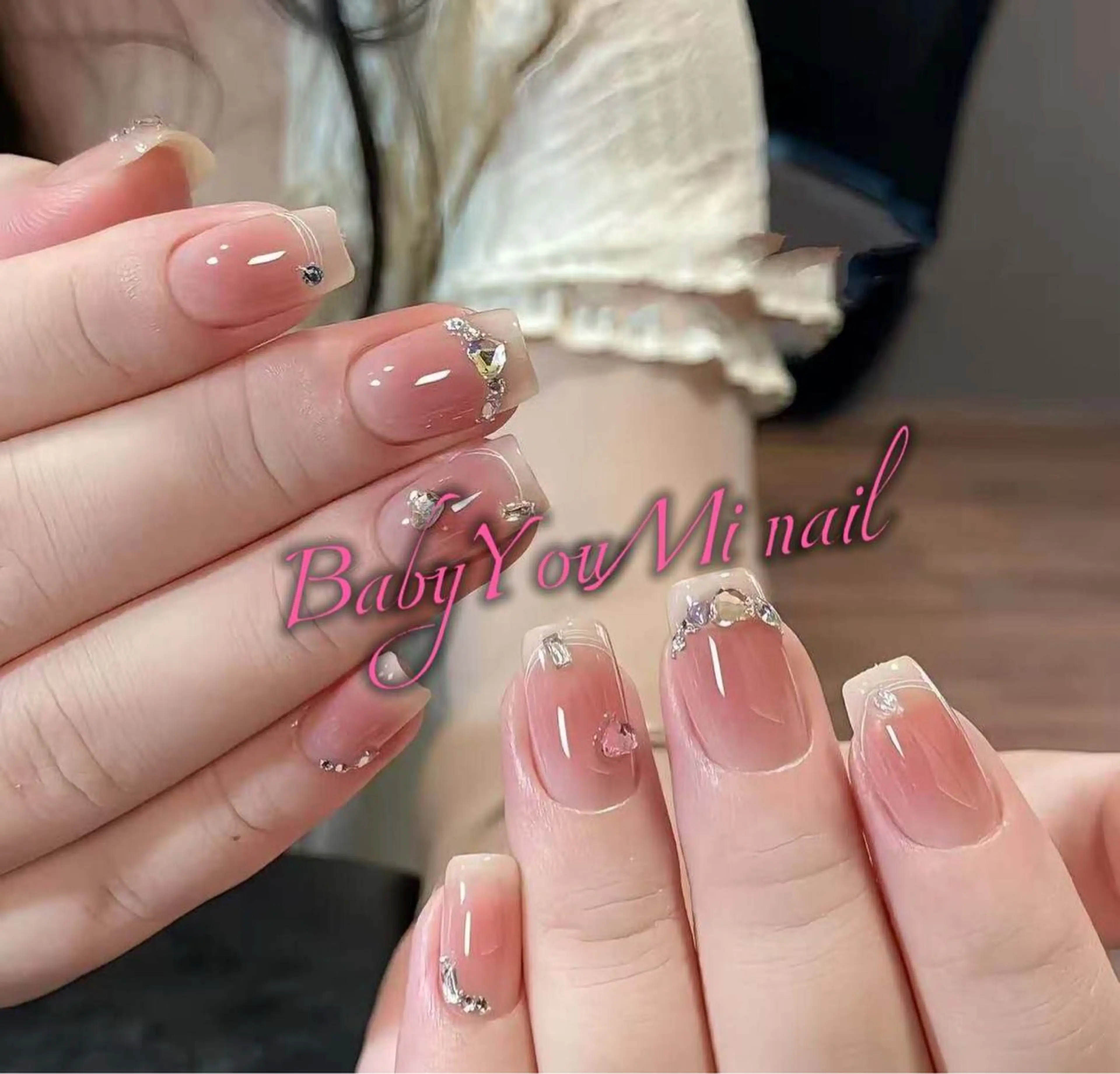 ネイル オーロラネイル チークネイル 成人式 フットネイル フレンチネイル ハンドネイル BabyYouMi nailのネイルデザイン