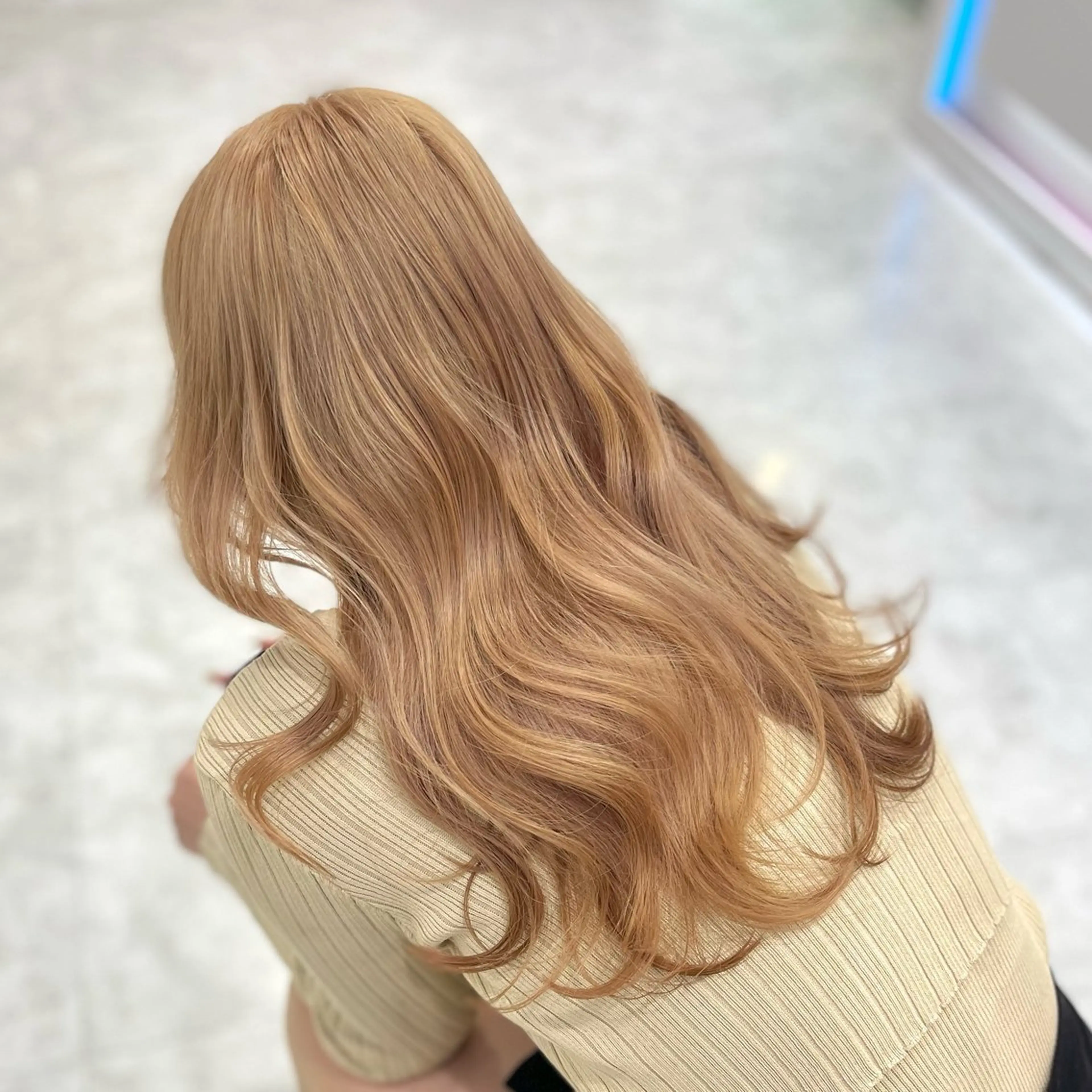 ロング カラー ベージュカラー ブリーチ ヘアカラー トリートメント ヘアセット 色落ち綺麗🩰ハイ トーン🎀RINKAのヘアスタイル