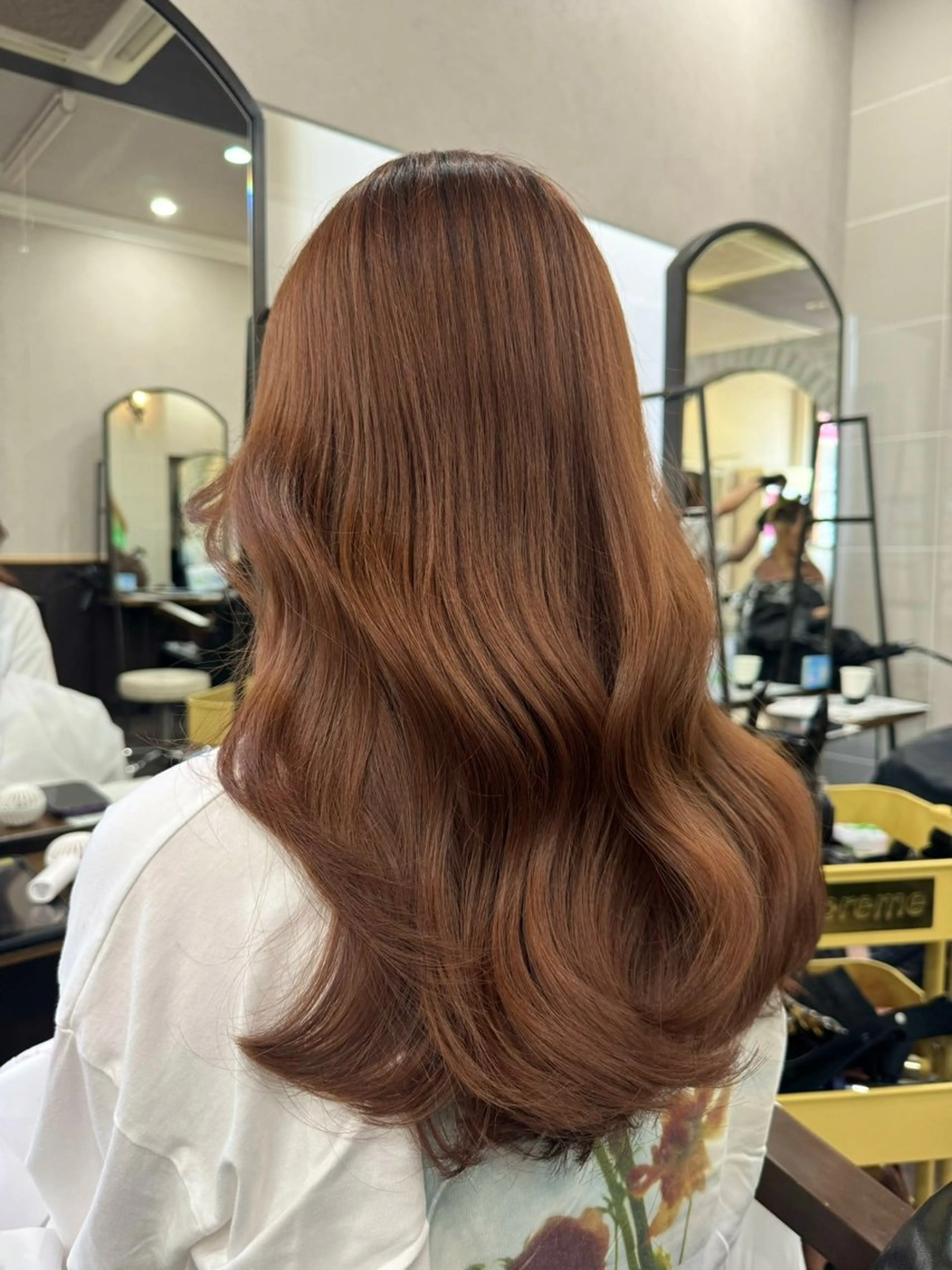 ミディアム カラー ベージュカラー 髪質改善 トリートメント レイヤー/艶カラー 🫧守利のヘアスタイル