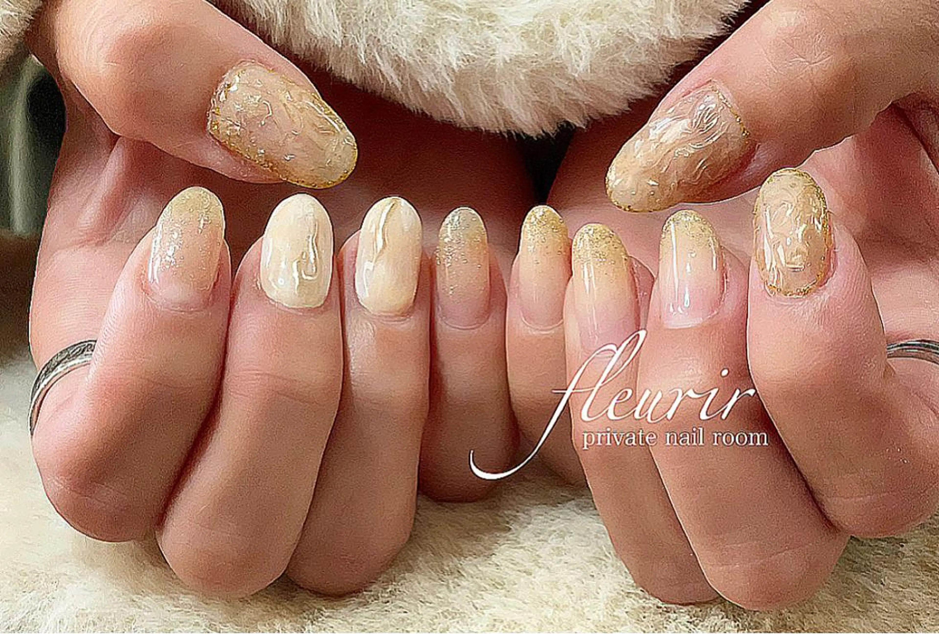 ネイル アートネイル 長さ出し ジェルネイル ゴールド グラデーション フルリール 【プライベートサロンのネイルデザイン