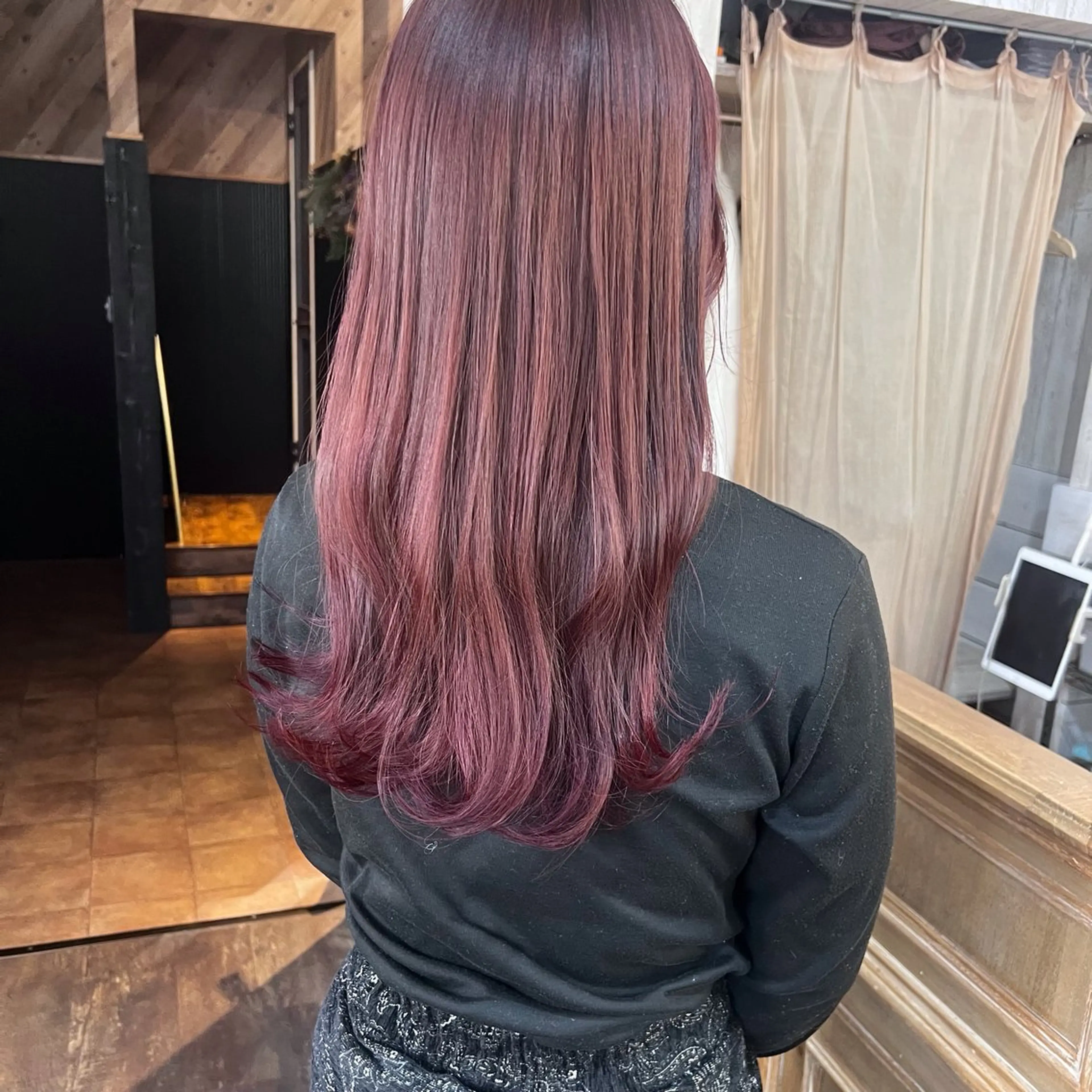 ロング 🔆学生に人気🔆 AEQUITASのヘアスタイル