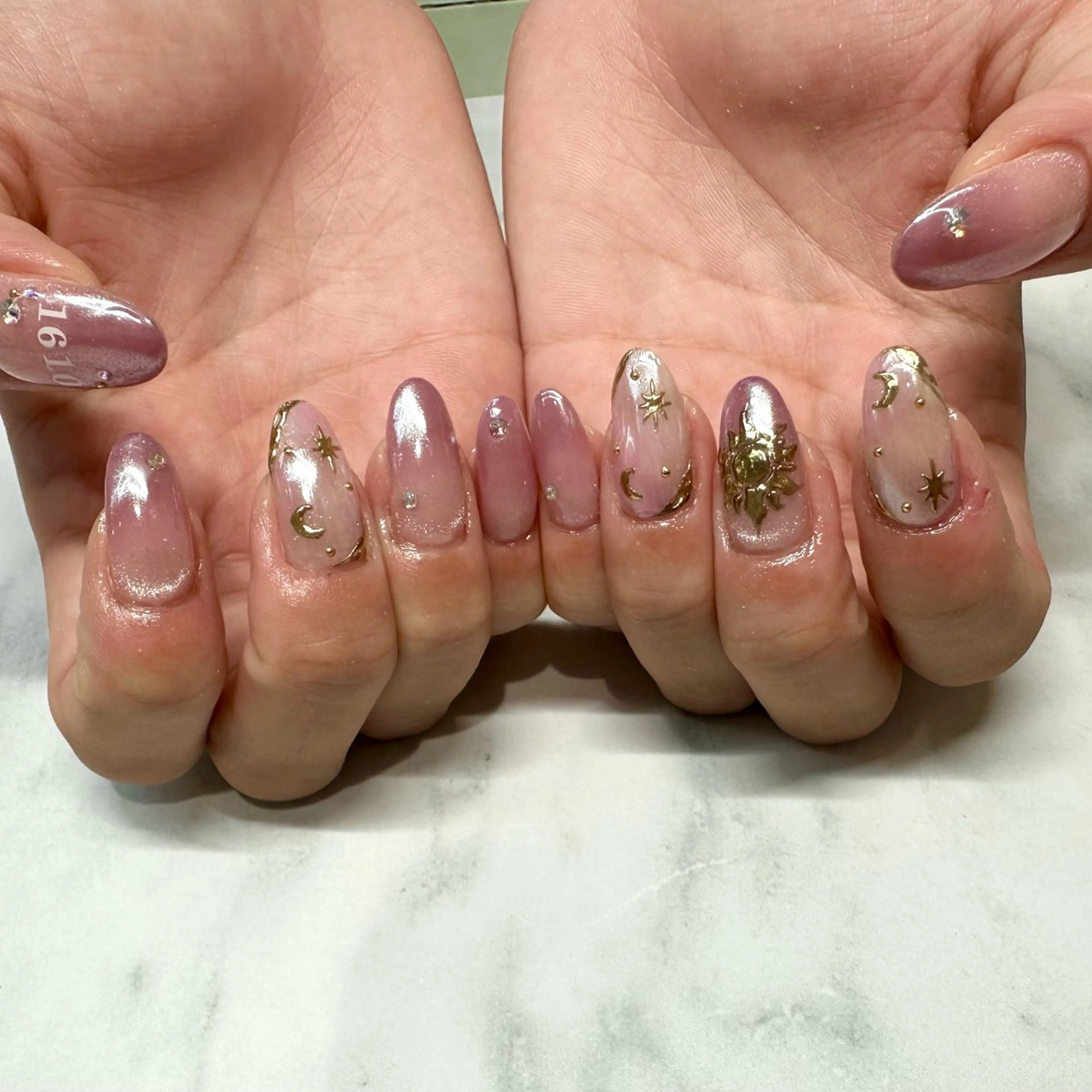 ネイル ハンドネイル Bianca浦和🎀 渋谷のネイルデザイン