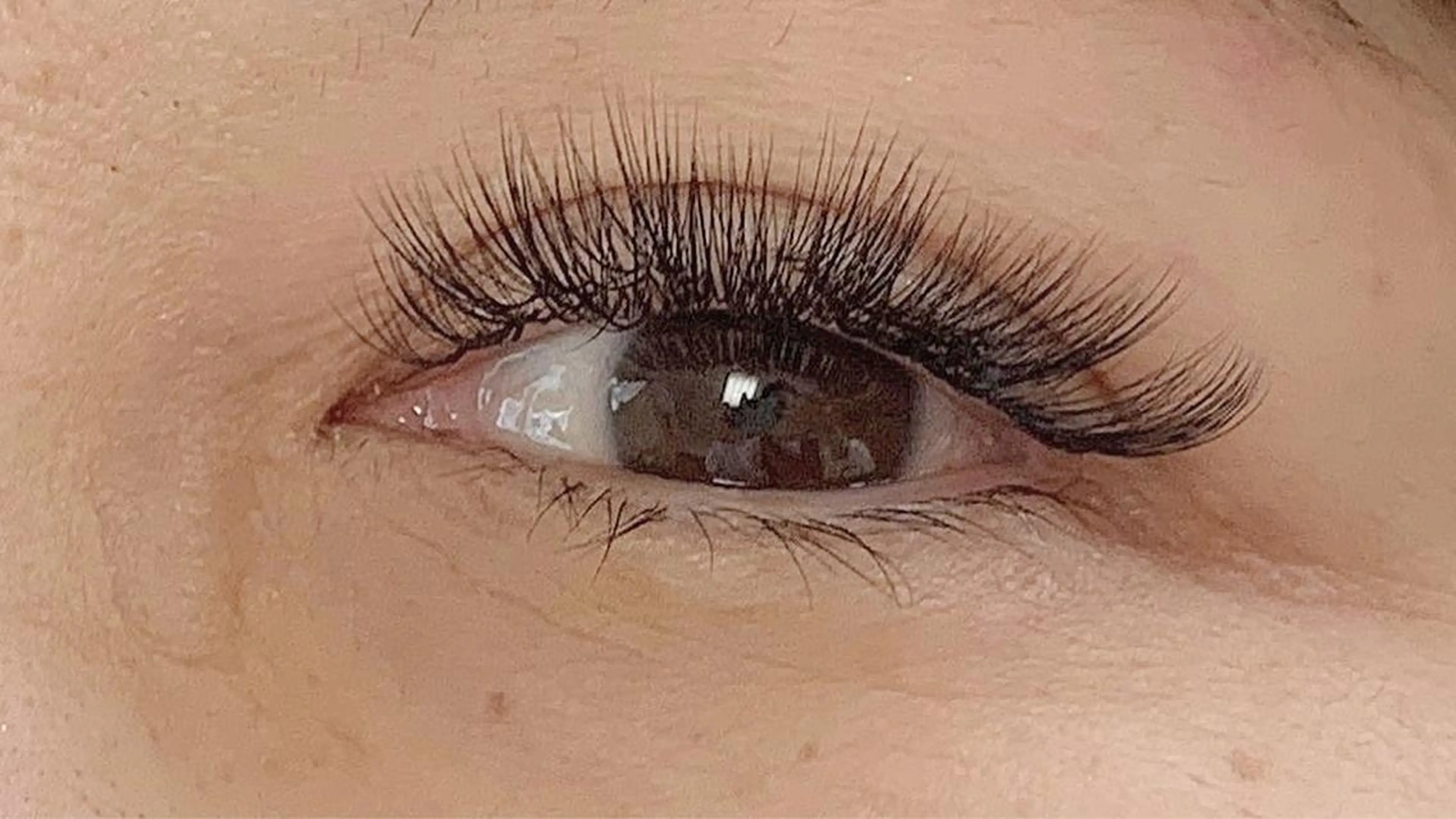 マツエク・マツパ salonLADYSTYLE所属・稲嶺 美華のエステ・リラクイメージ