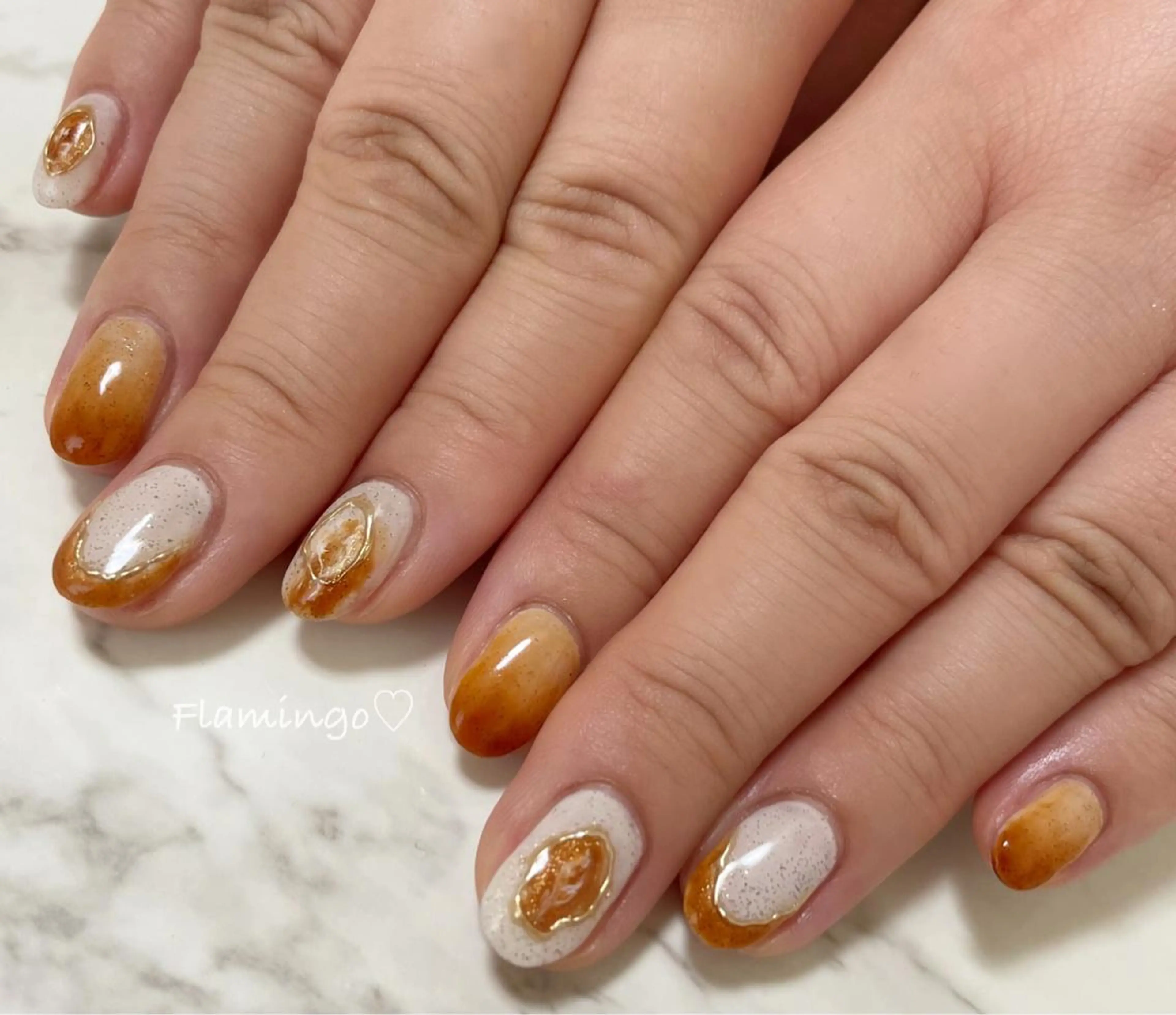 ネイル べっ甲ネイル ブラウン フレンチネイル ジェルネイル グラデーション 40代からの爪肌を 労る♡きちんとネイルのネイルデザイン