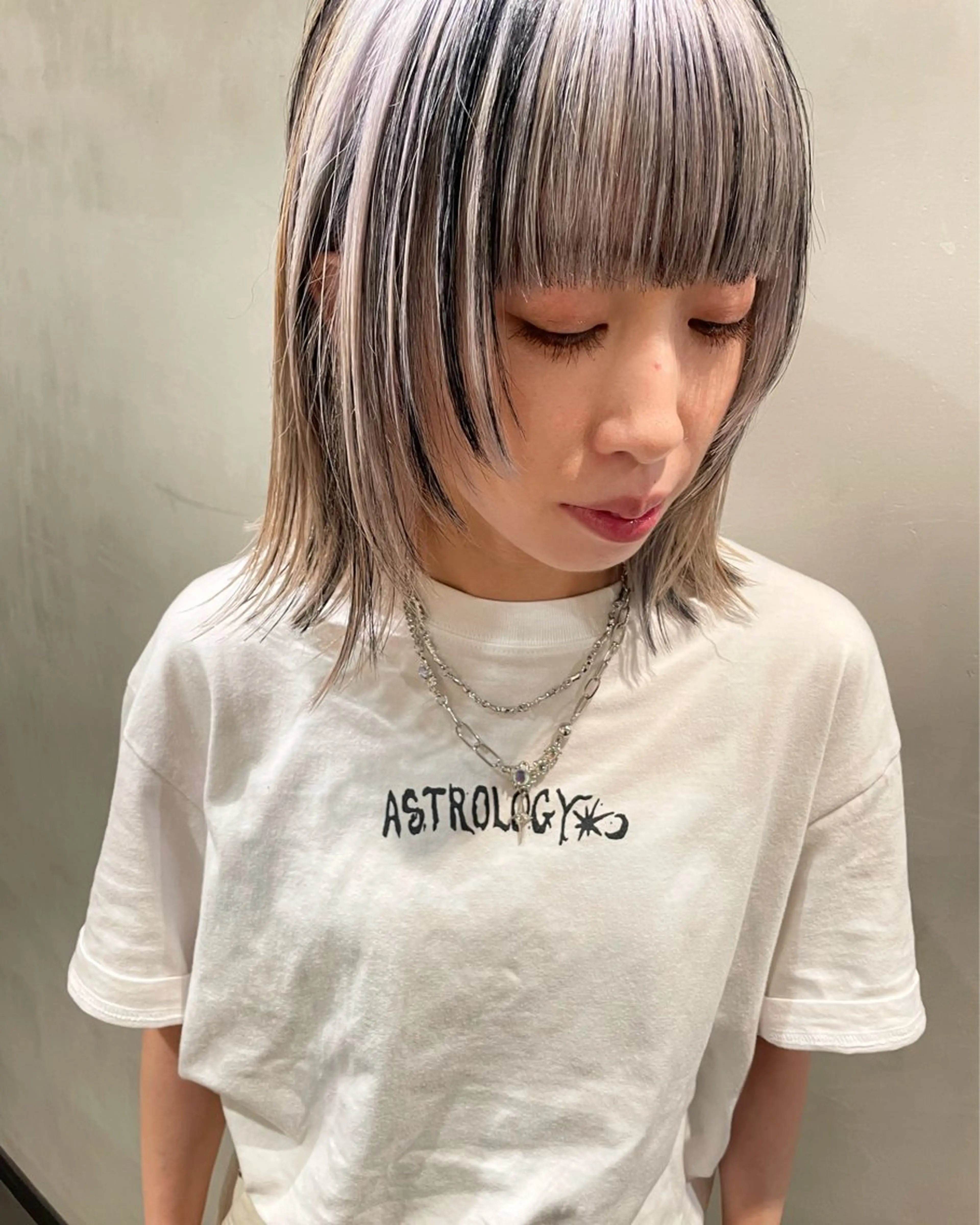 ミディアム カラー レイヤーカット ヘアカラー トリートメント 優作 〜圧倒的信頼〜のヘアスタイル