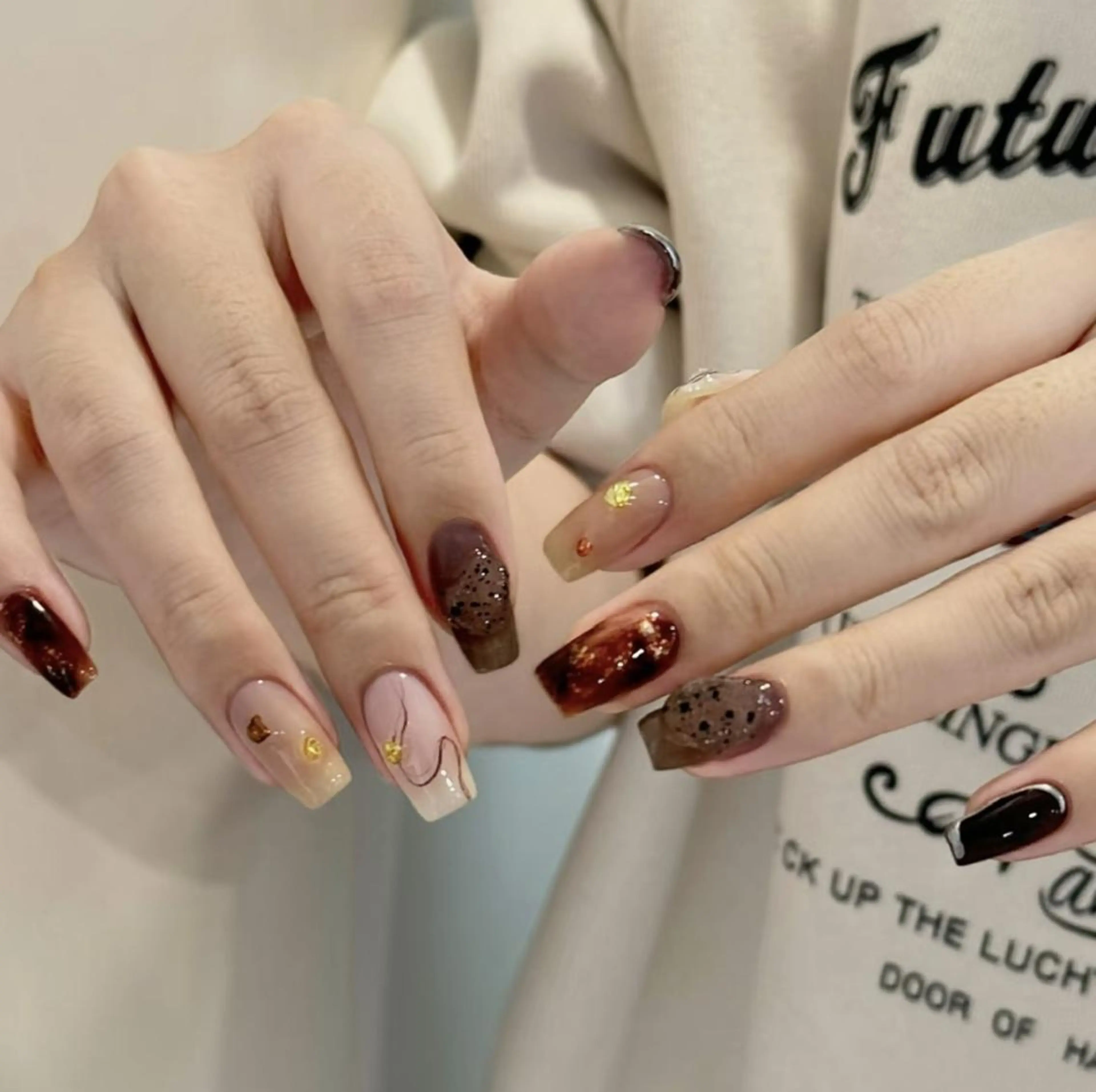 ネイル ハンドネイル ハンドケア 🍑 momo_nailのネイルデザイン