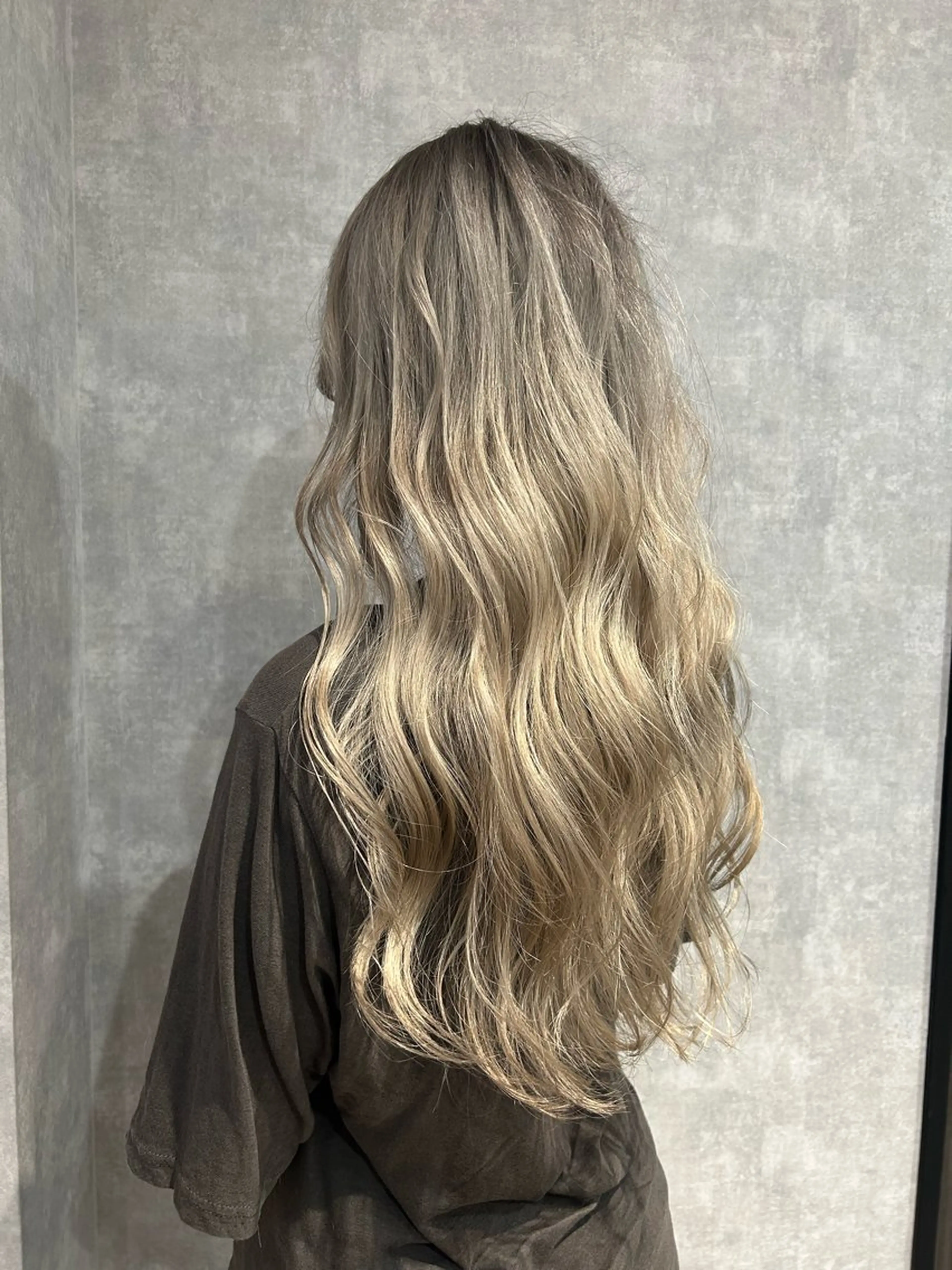 ロング 最新ケアカラー 髪質改善YUTOのヘアスタイル