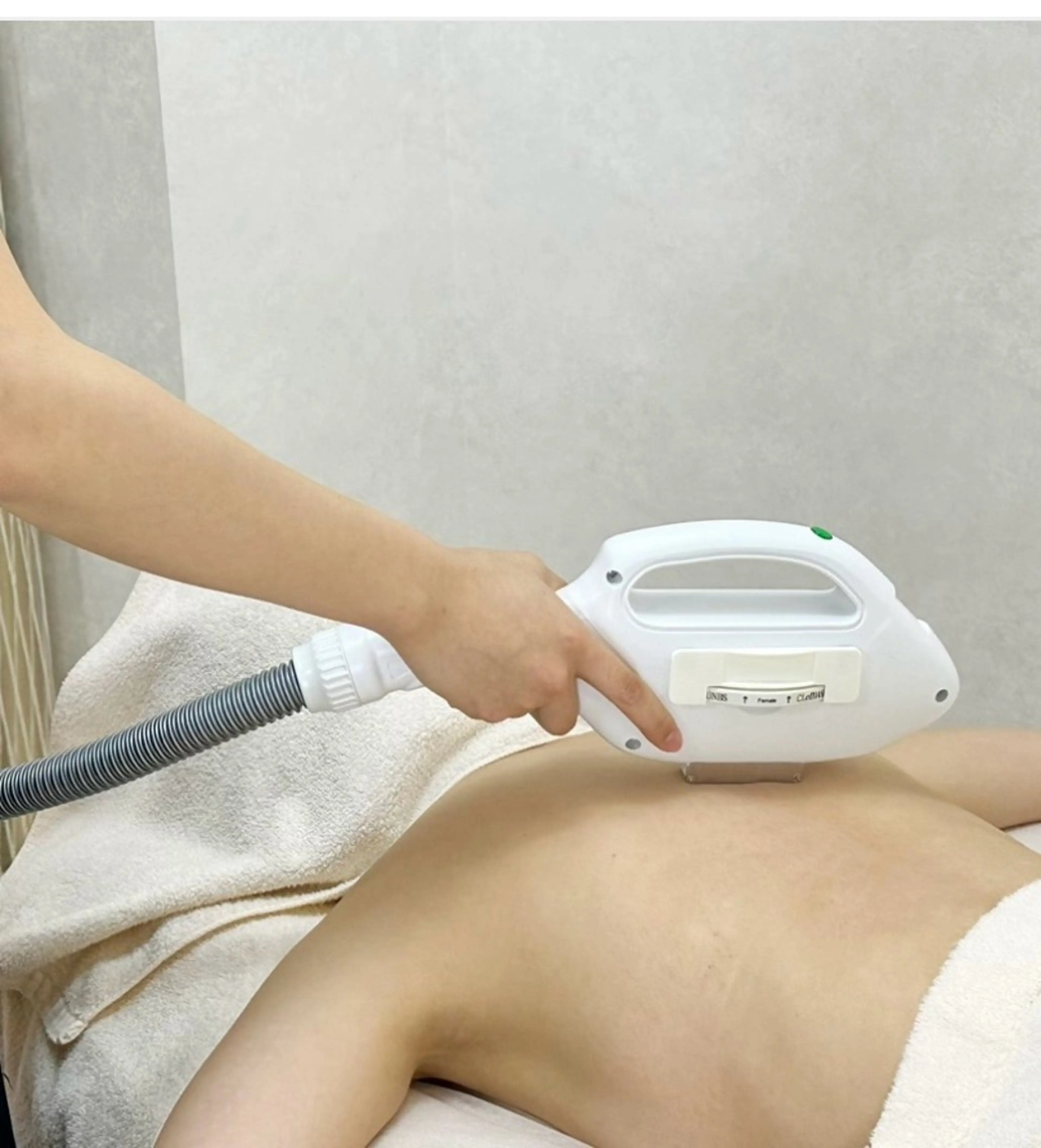 背中の輝きリセットコース（背中脱毛＋背中ニキビケアなど）の写真