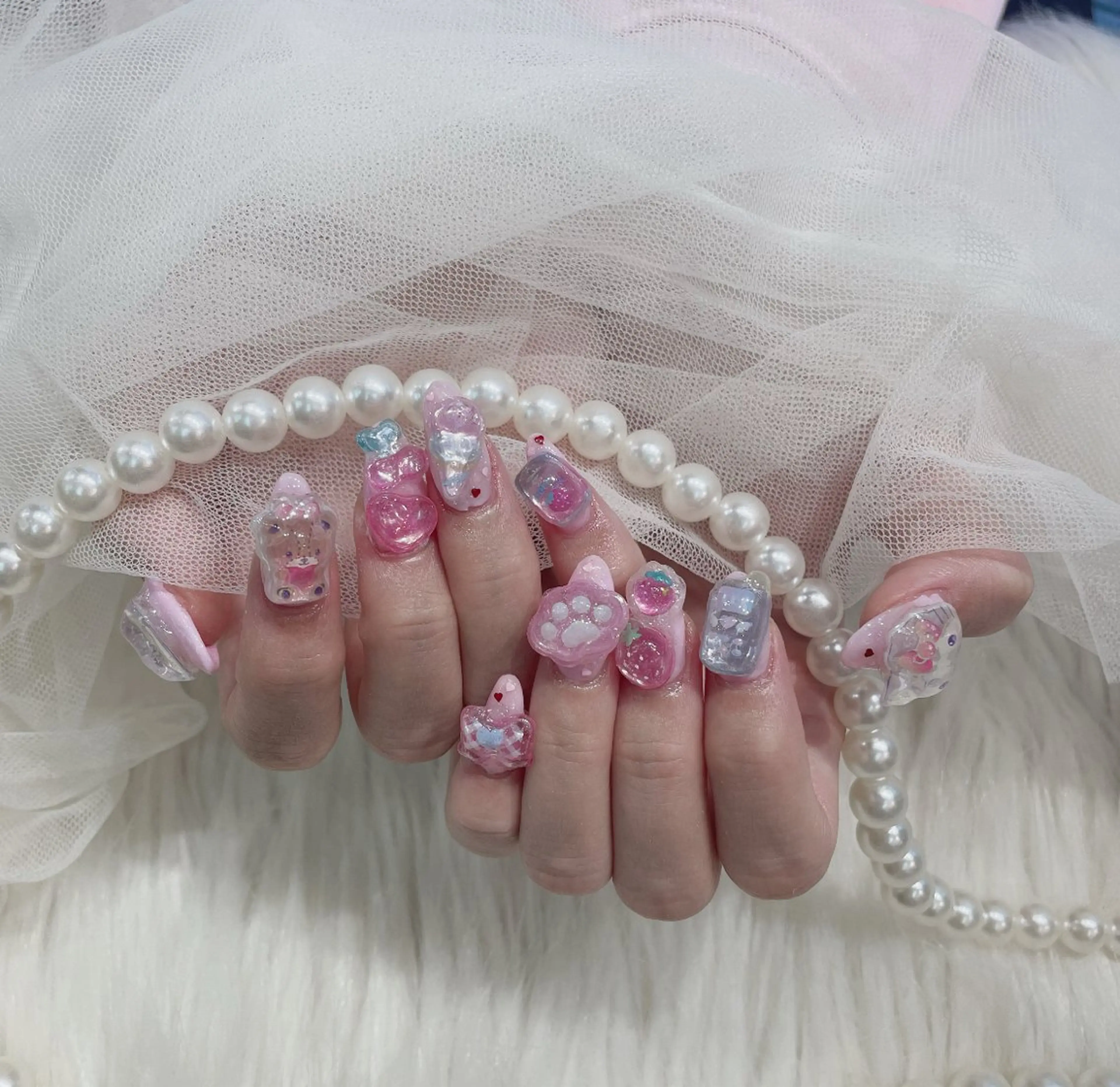 ネイル ベスティオーラ所属・ベスティオーラ/小竹 花香のネイルデザイン