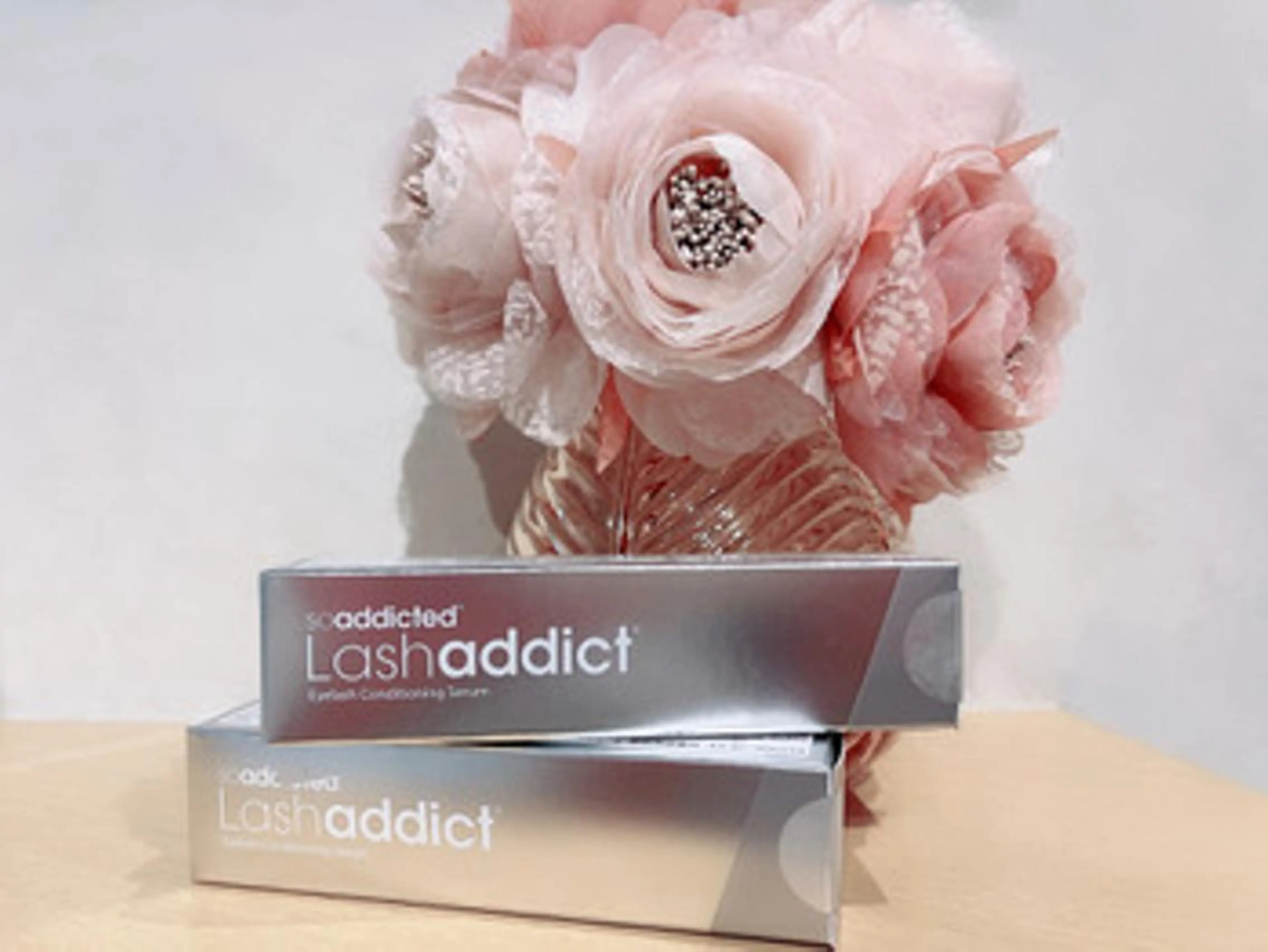 LIB by Greeのマツエク・マツパデザイン